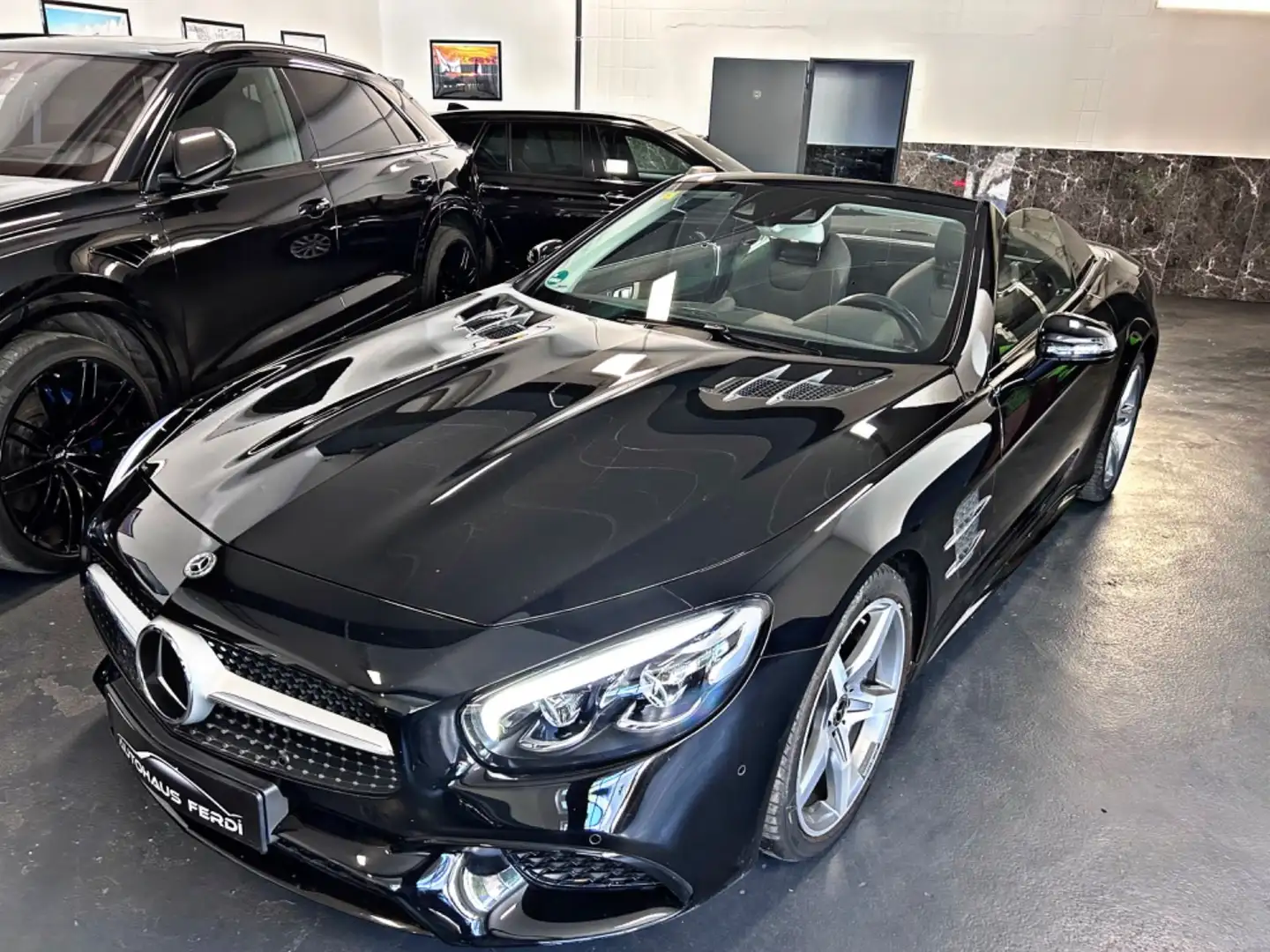 Mercedes-Benz SL 400 AMG Roadster Schwarz - 2