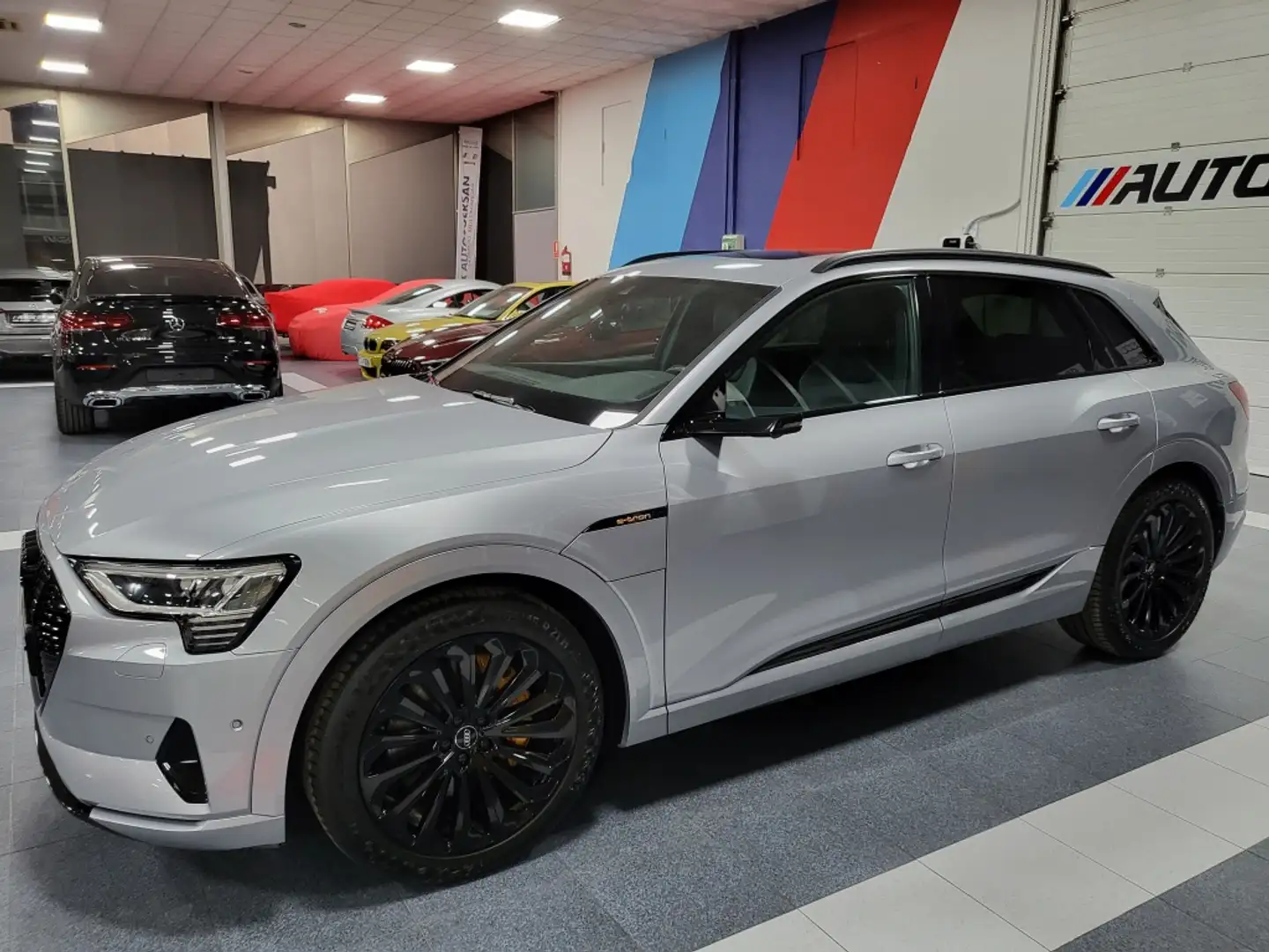 Audi e-tron 55 quattro Black line edition Gris - 2