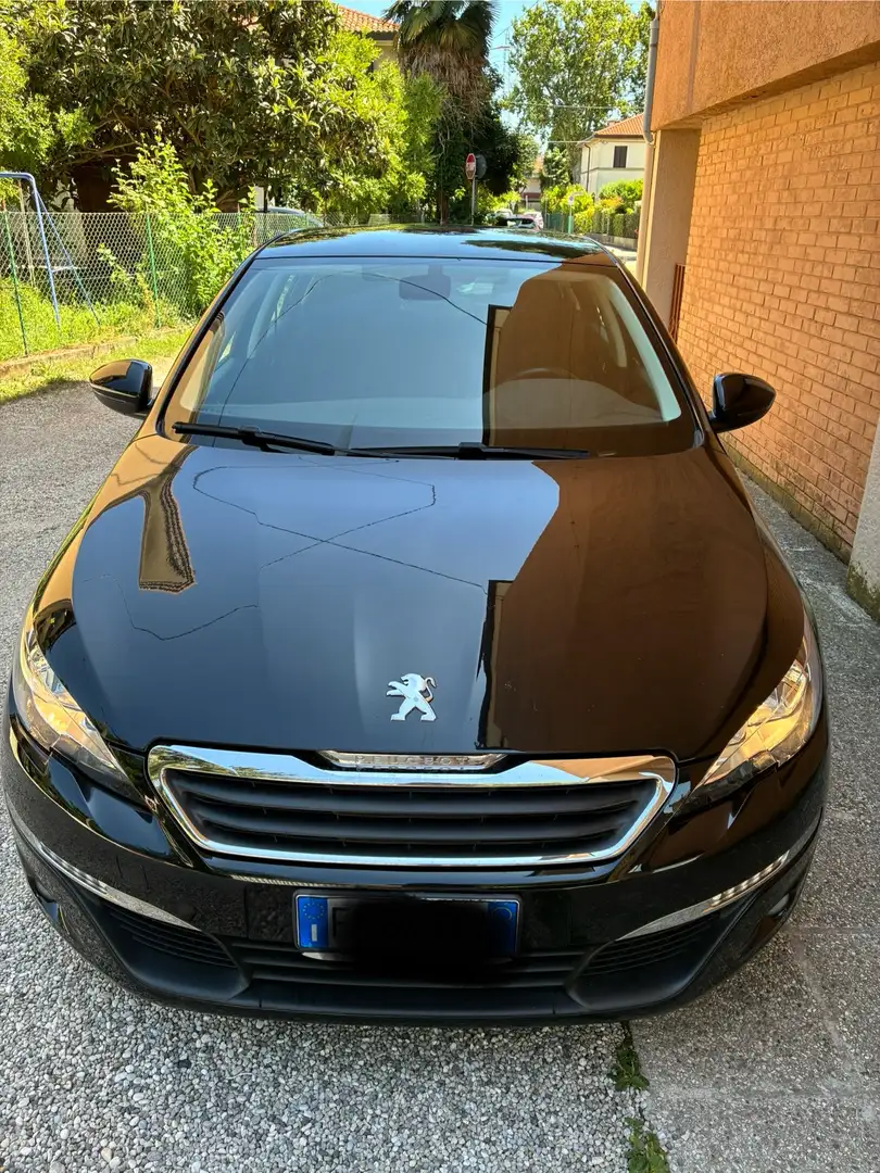 Peugeot 308 5p 1.6 bluehdi Active s&s 100cv - 1