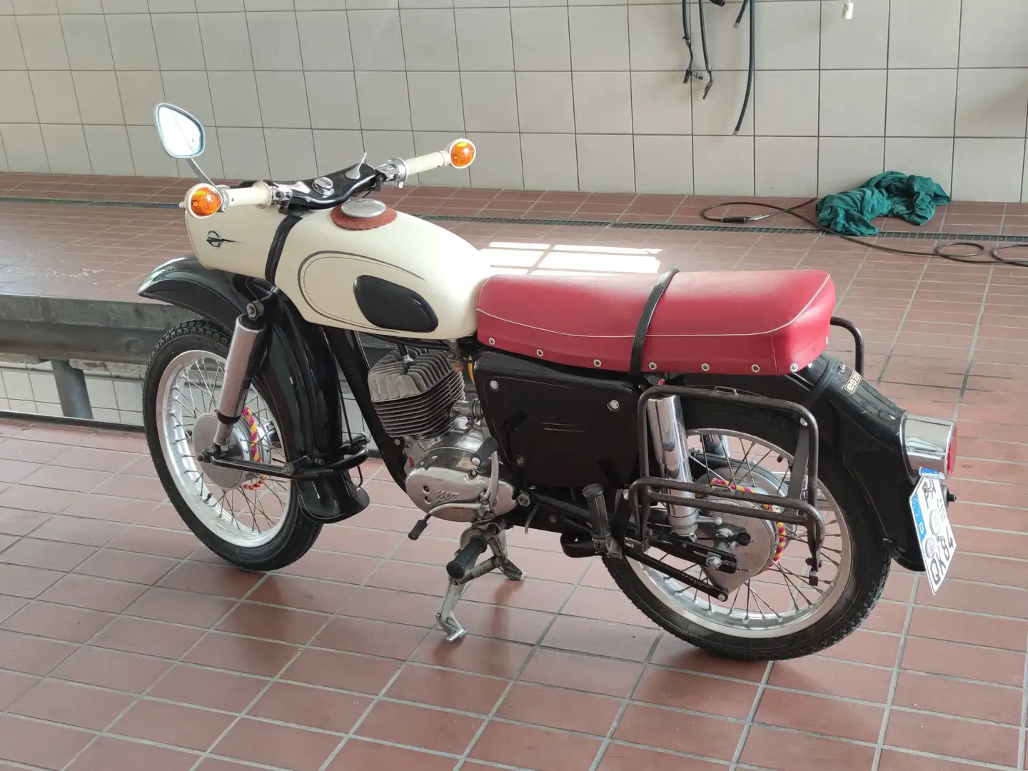 MZ ES 150 Czarny - 1