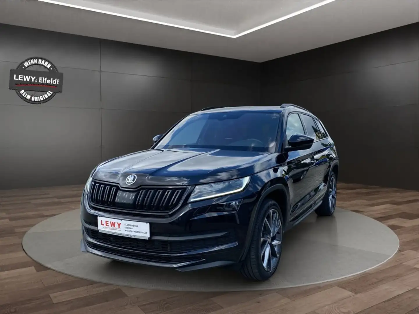 Skoda Kodiaq 2.0 TDI 4x4 DSG Sportline Zwart - 1