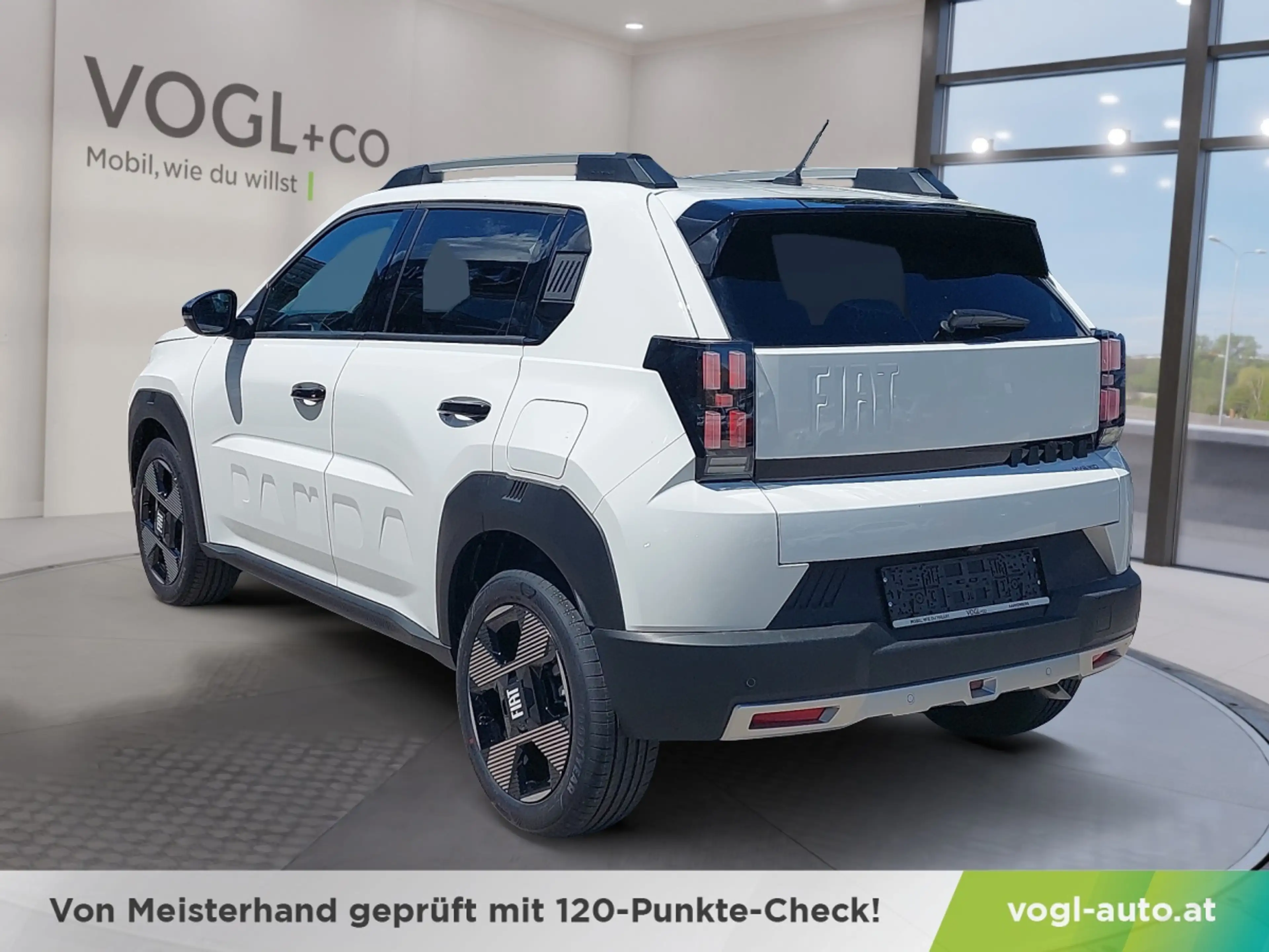 Fiat Grande Panda Hybrid La Prima — photo 3