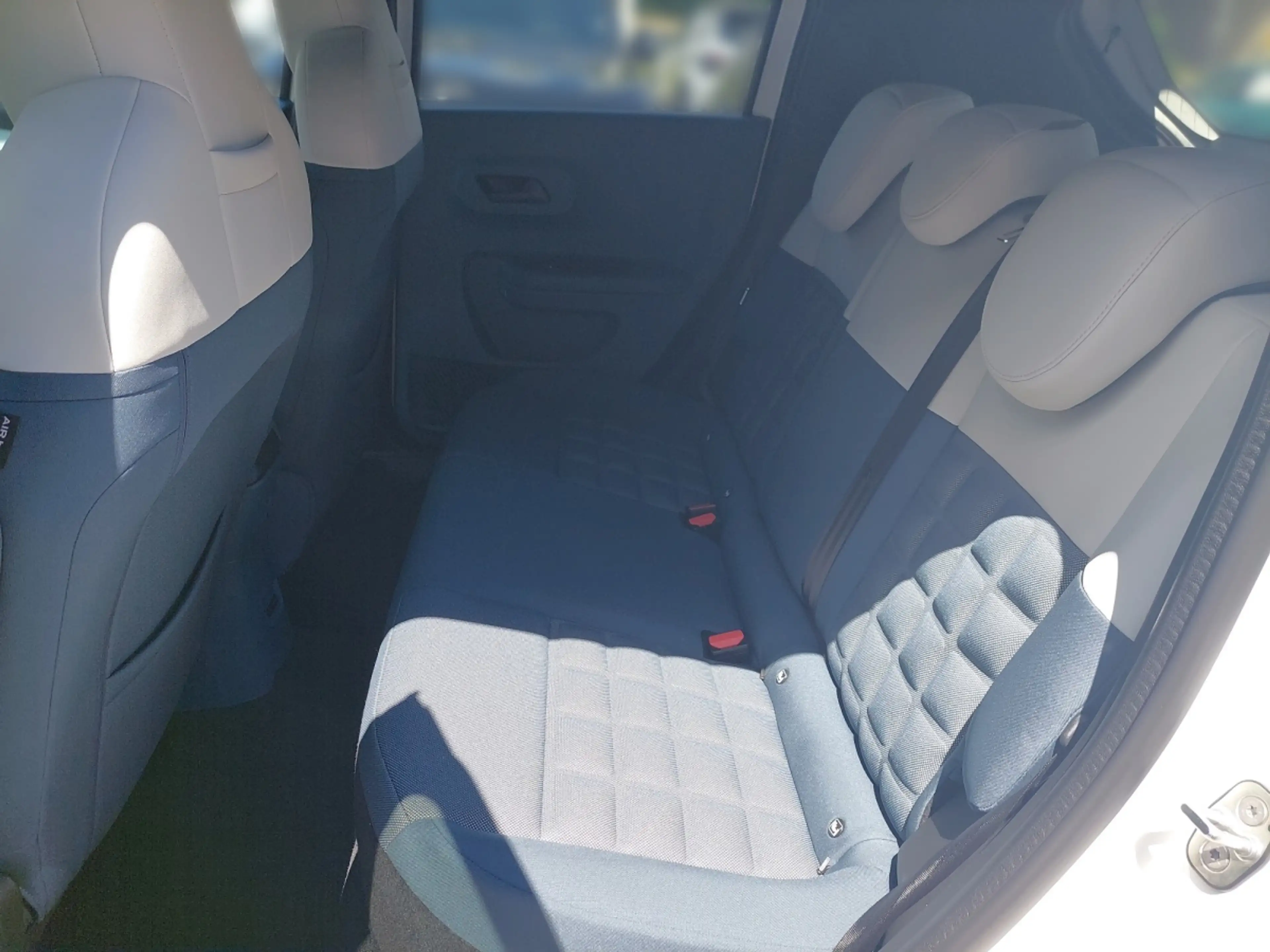 Fiat Grande Panda Hybrid La Prima — photo 10