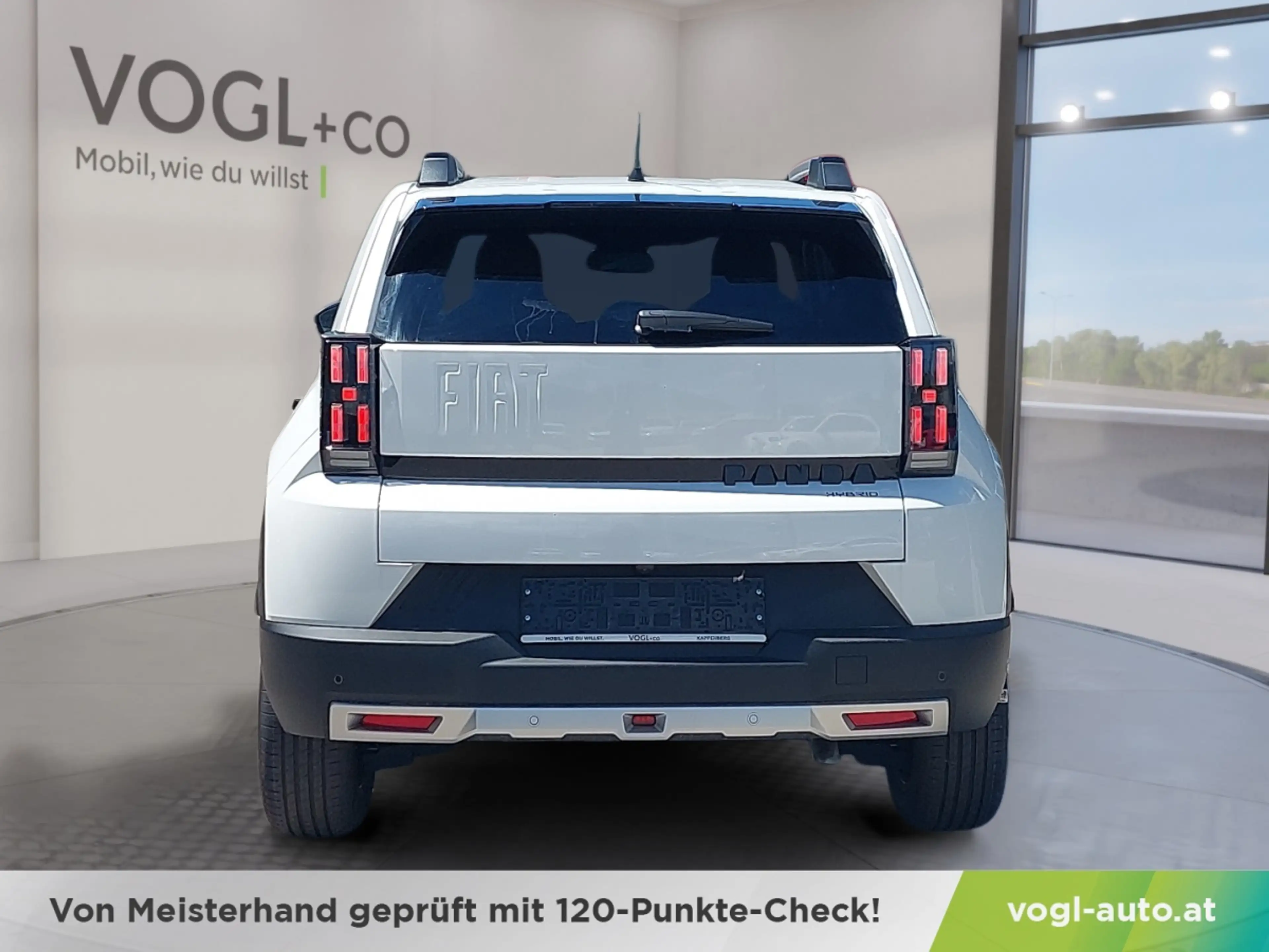 Fiat Grande Panda Hybrid La Prima — photo 7