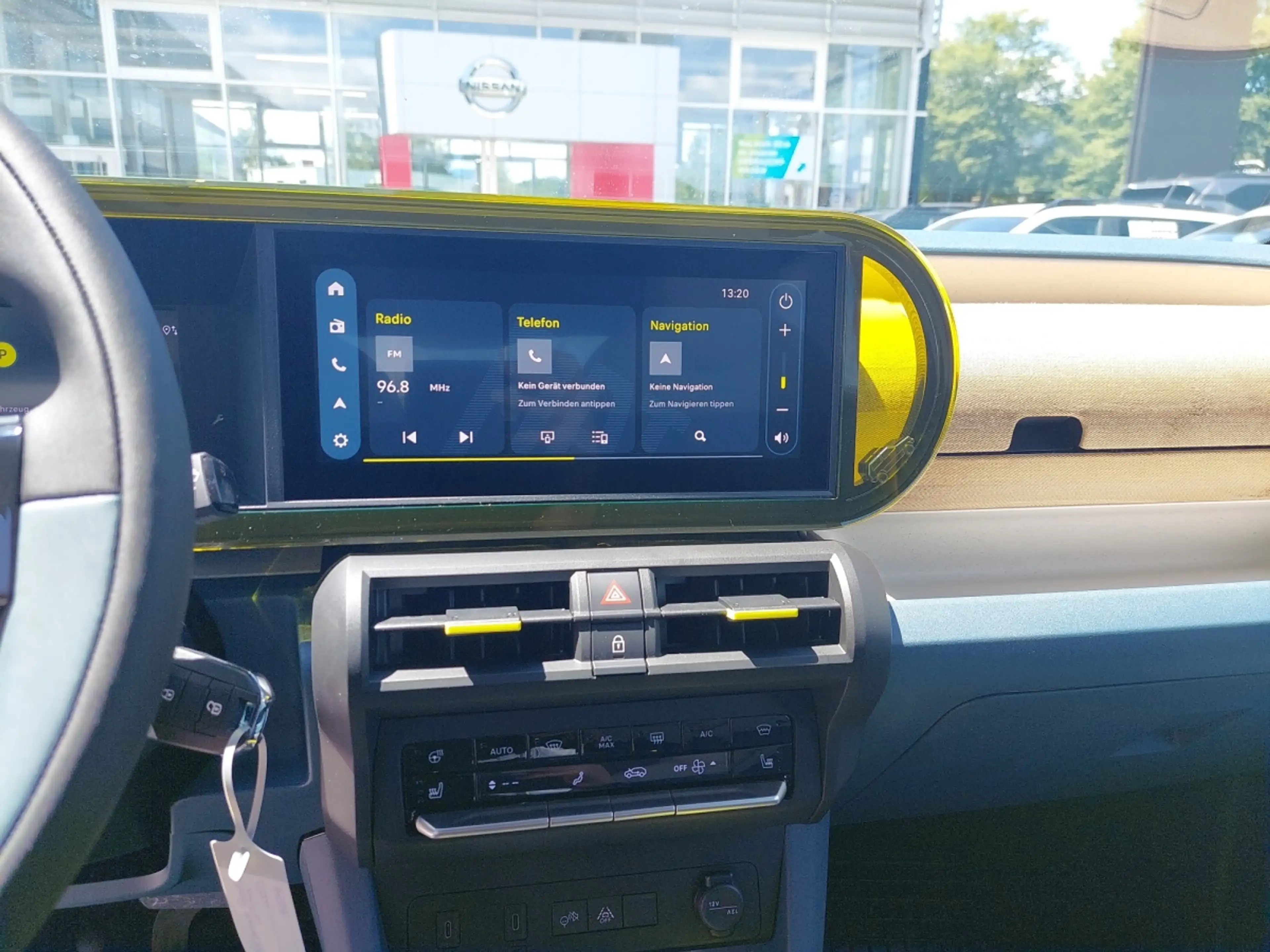 Fiat Grande Panda Hybrid La Prima — photo 9