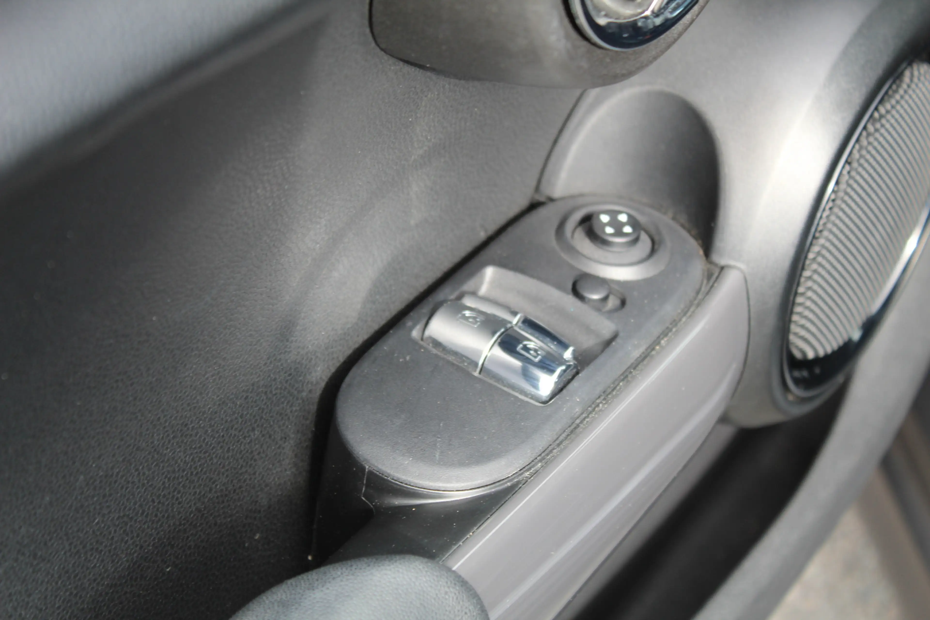 MINI One 1.5 One Cooper First Essential — photo 20