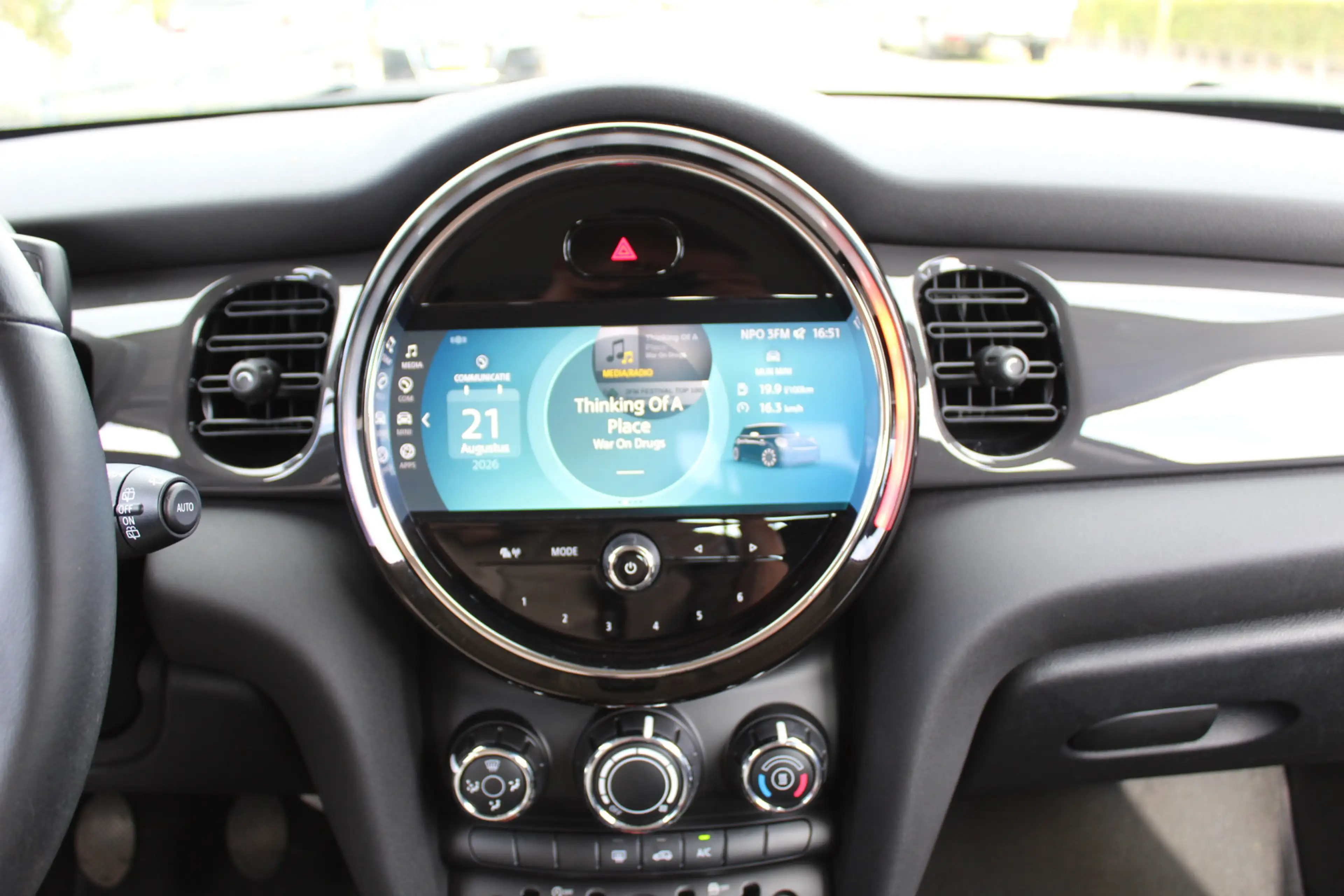 MINI One 1.5 One Cooper First Essential — photo 4