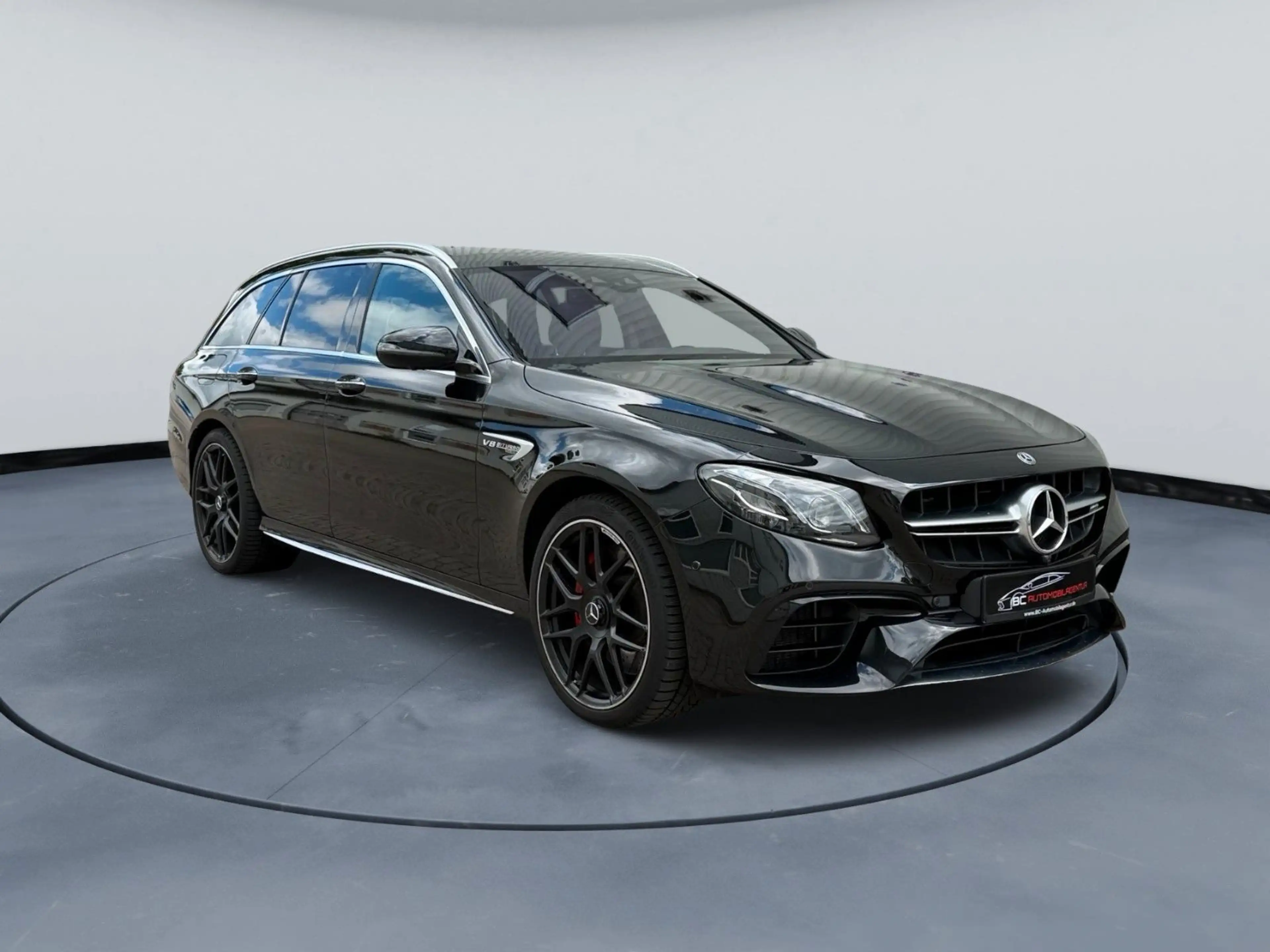 Mercedes-Benz E 63 AMG T-Modell E 63 S AMG 4Matic TRACK PACE HUD 360
