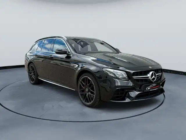 Mercedes-Benz E 63 AMG T Modell E 63 S AMG 4Matic TRACK PACE HUD 360