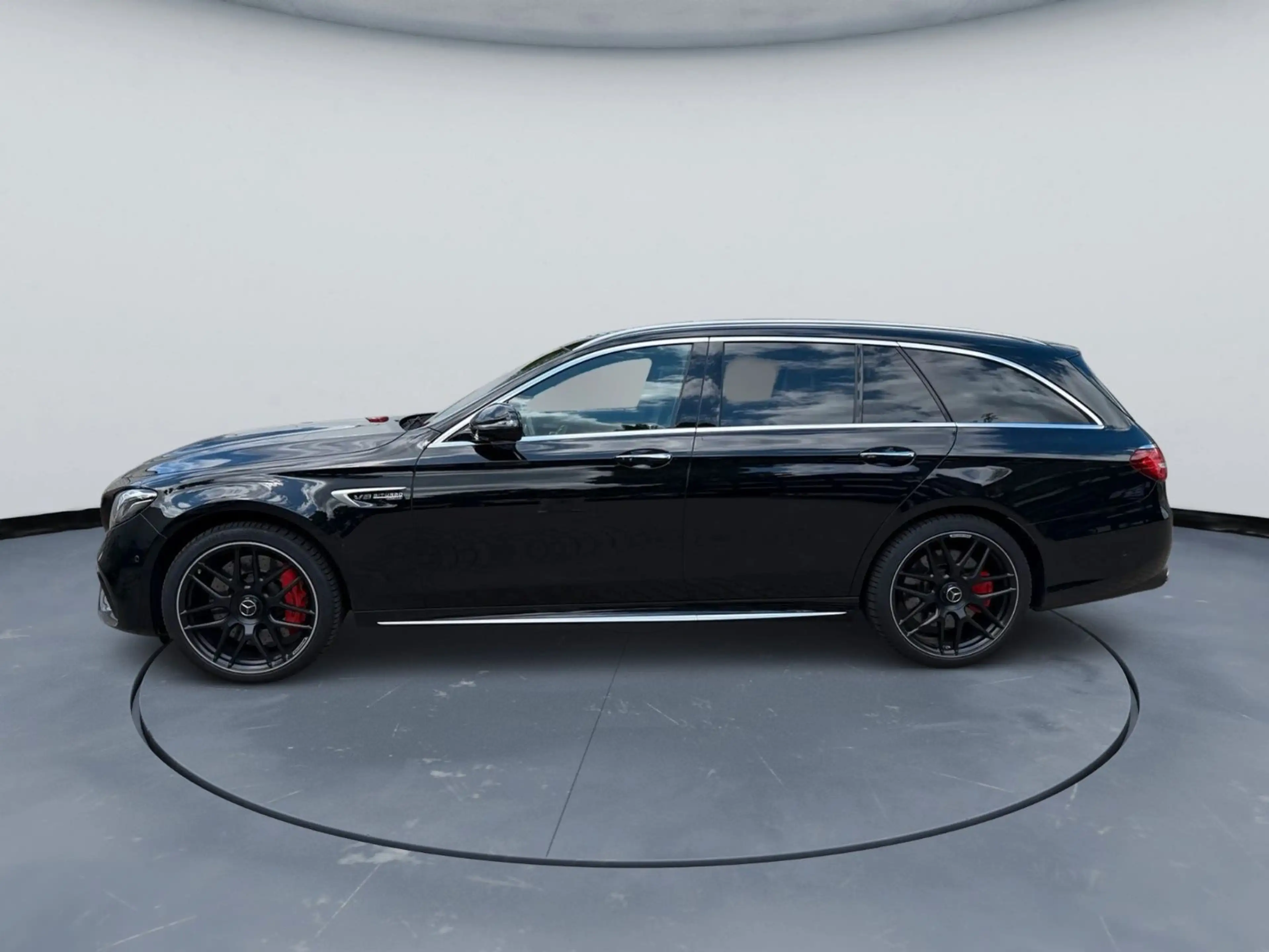 Mercedes-Benz E 63 AMG T-Modell E 63 S AMG 4Matic TRACK PACE HUD 360 — photo 4