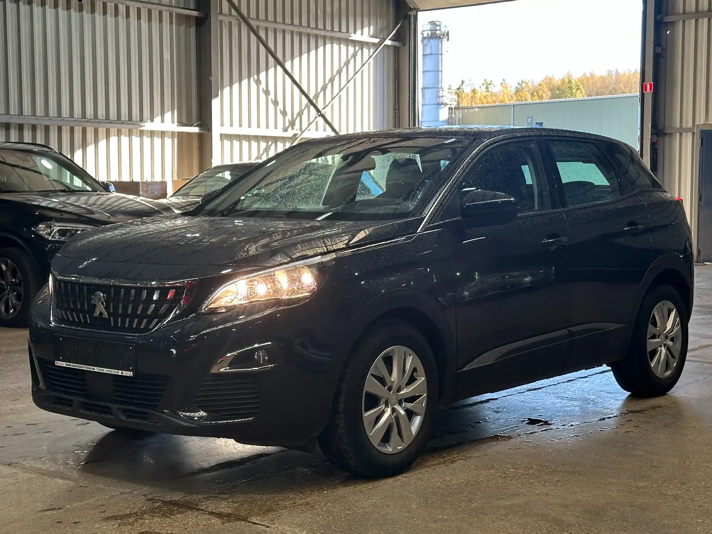Peugeot 3008 3008 PureTech 130 Stop Schwarz - 1