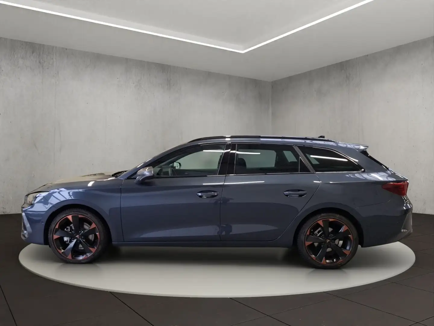 CUPRA Leon Sportstourer Grau - 2