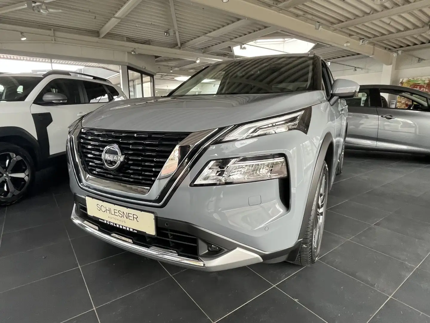 Nissan X-Trail Tekna 1,5 VC-T Mild Hybrid *360° *LHZ *SHZ Gris - 2