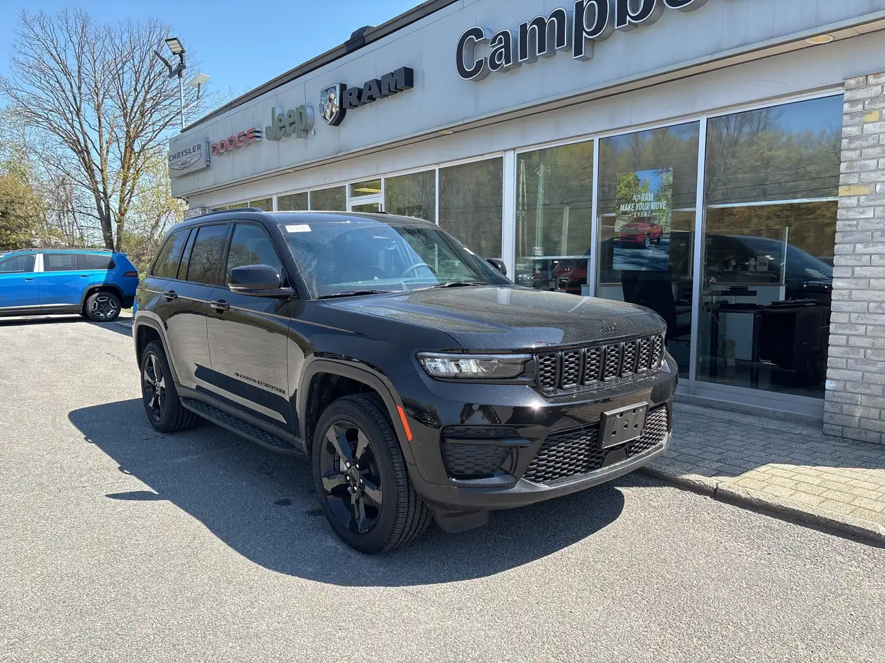 Jeep Grand Cherokee снимка Jeep Grand Cherokee