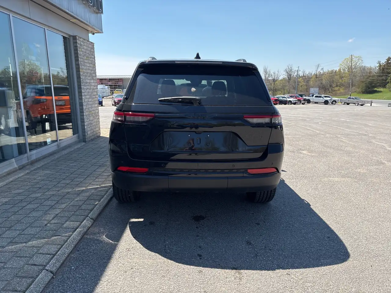 Jeep Grand Cherokee снимка Jeep Grand Cherokee