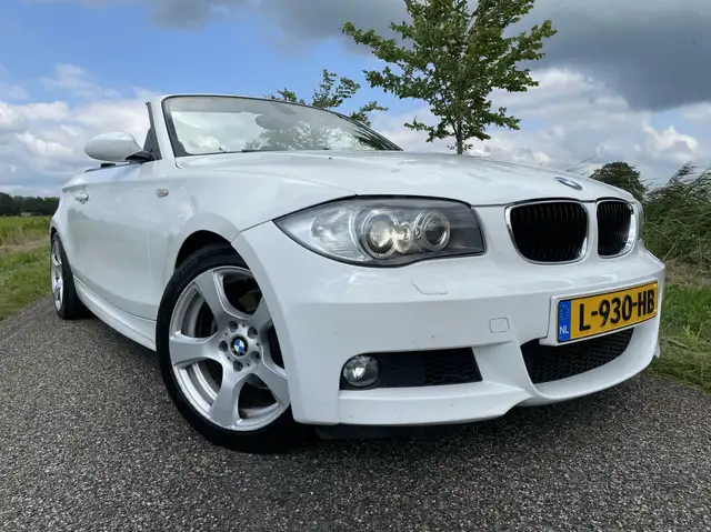 BMW 1 Series view 14