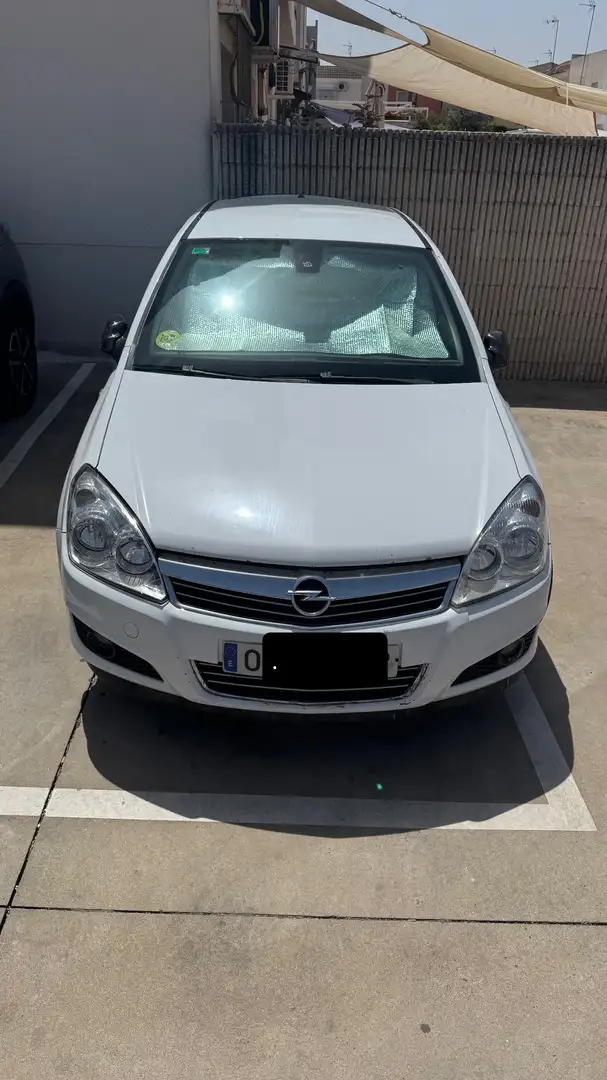 Opel Astra 1.9CDTi Sport - 1