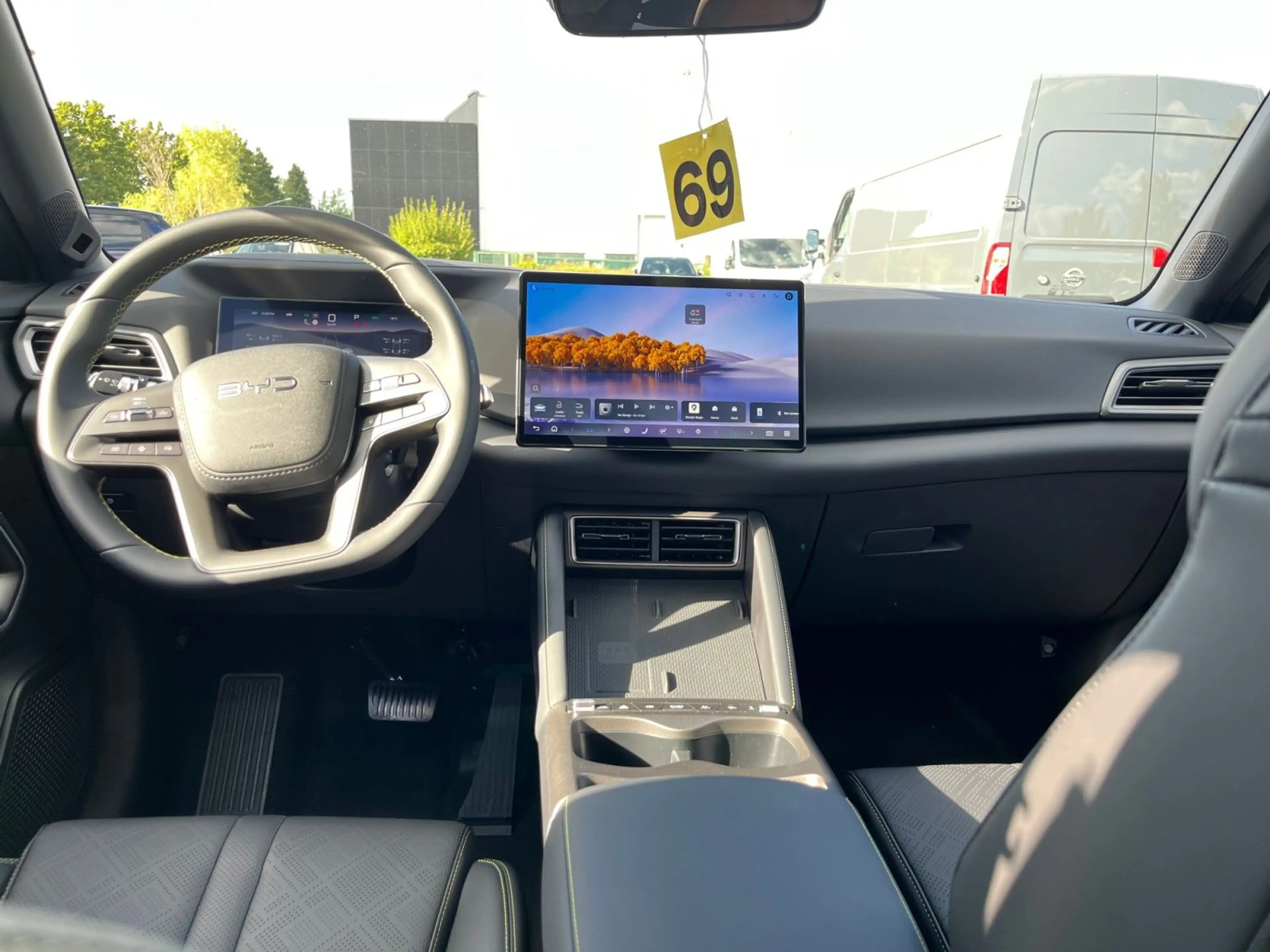 BYD BYD ATTO 2 DM-i Boost — photo 11