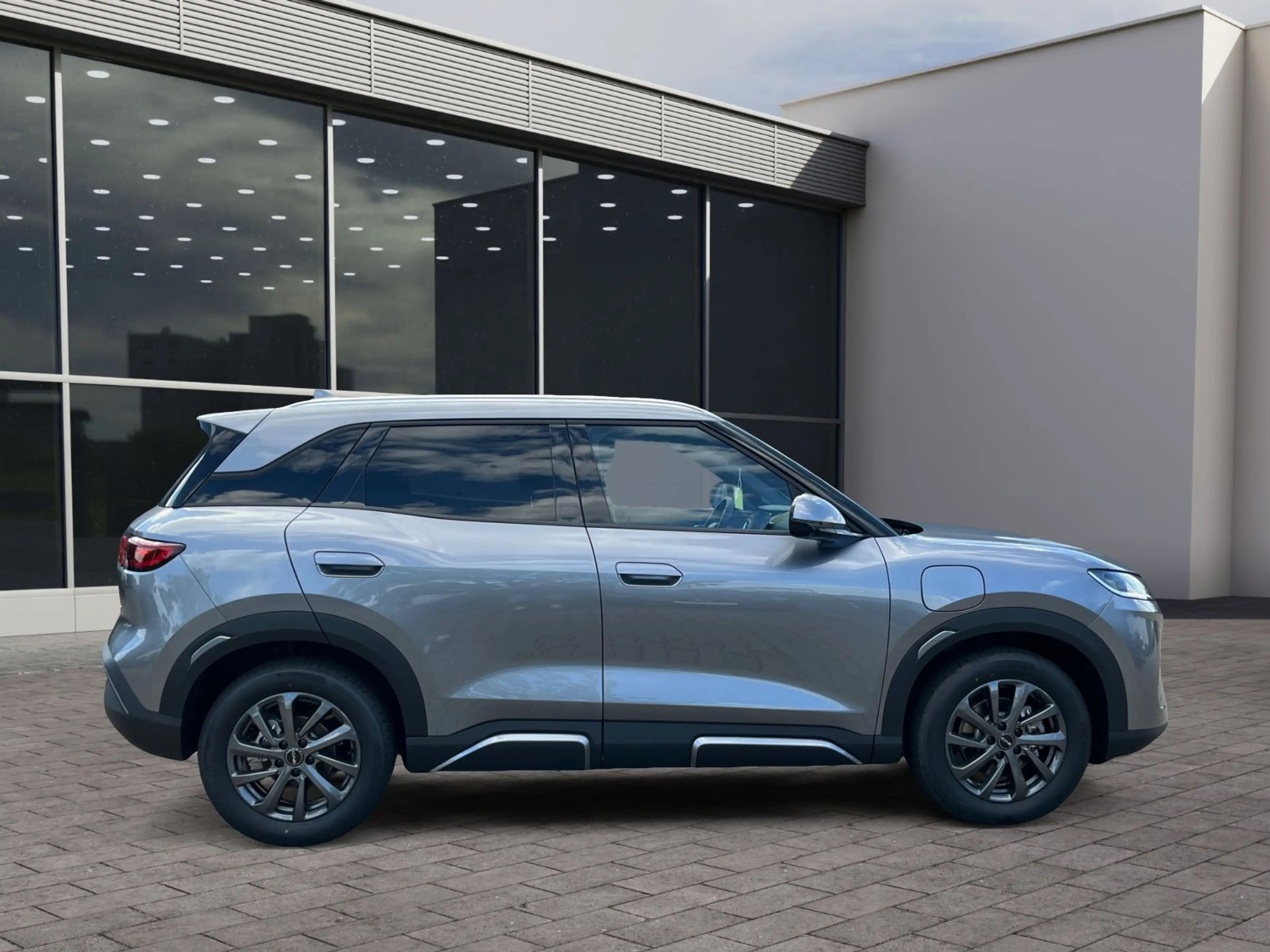 BYD BYD ATTO 2 DM-i Boost — photo 8