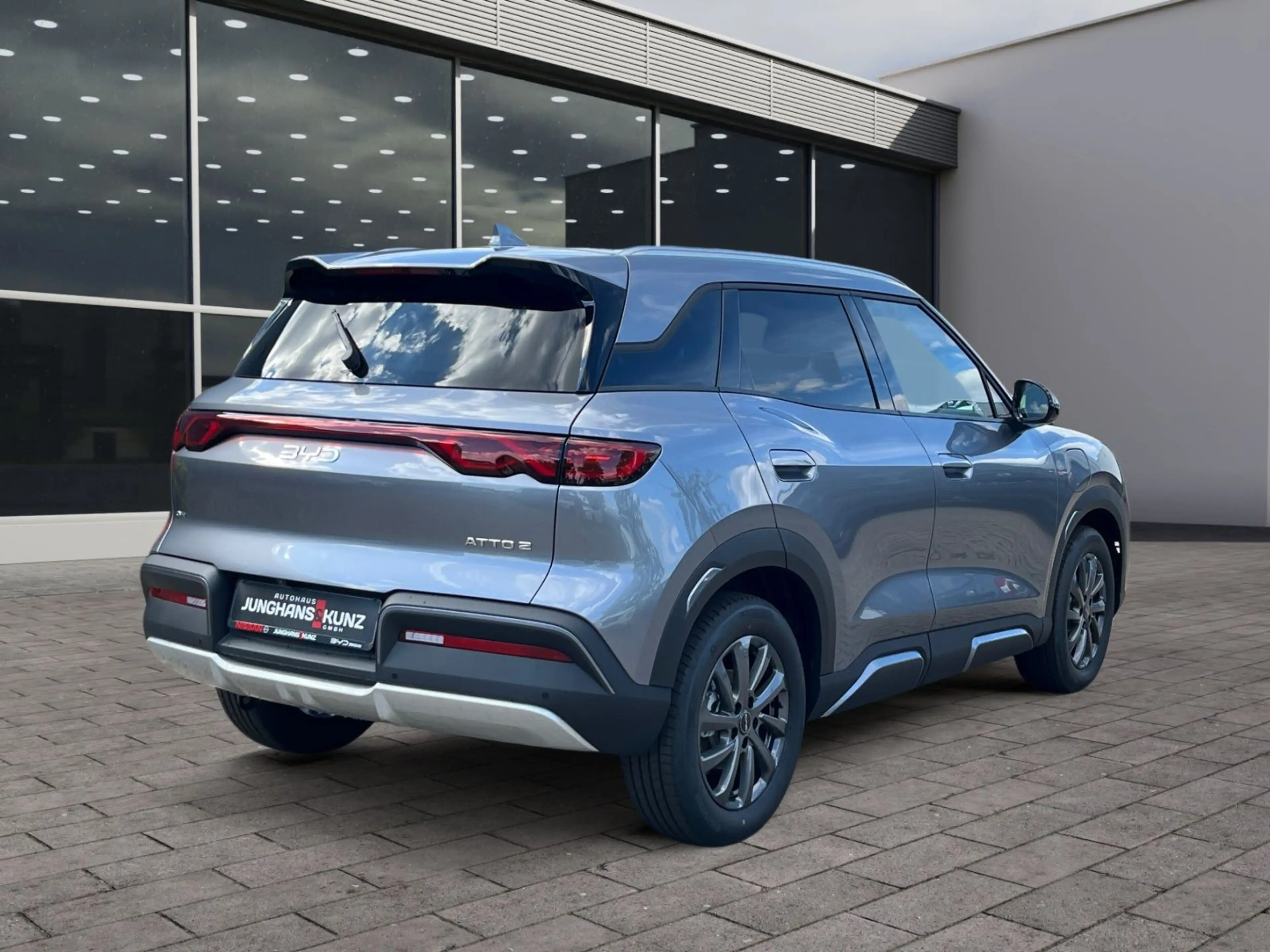 BYD BYD ATTO 2 DM-i Boost — photo 7