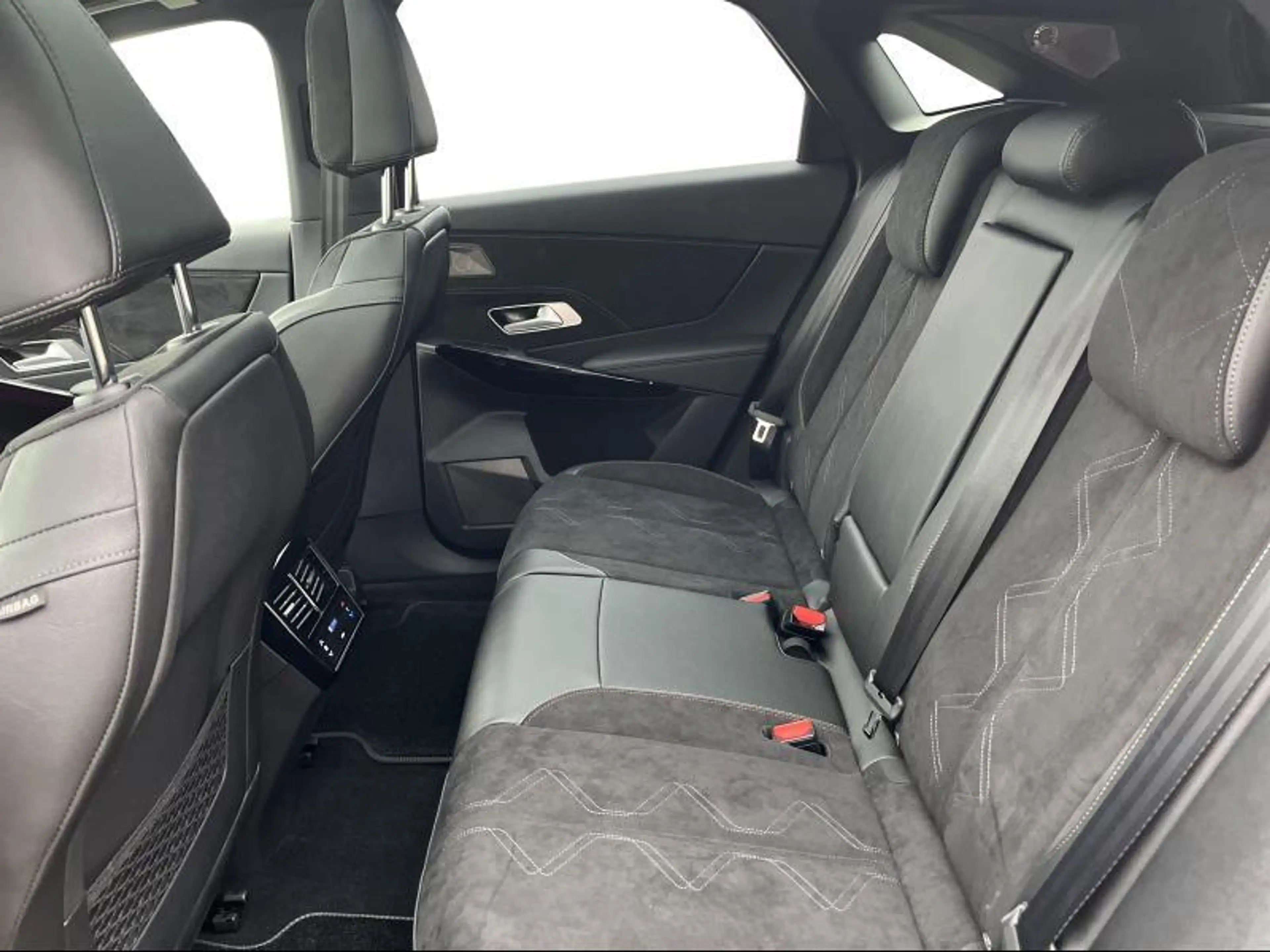 DS Automobiles DS 7 PALLAS — photo 9