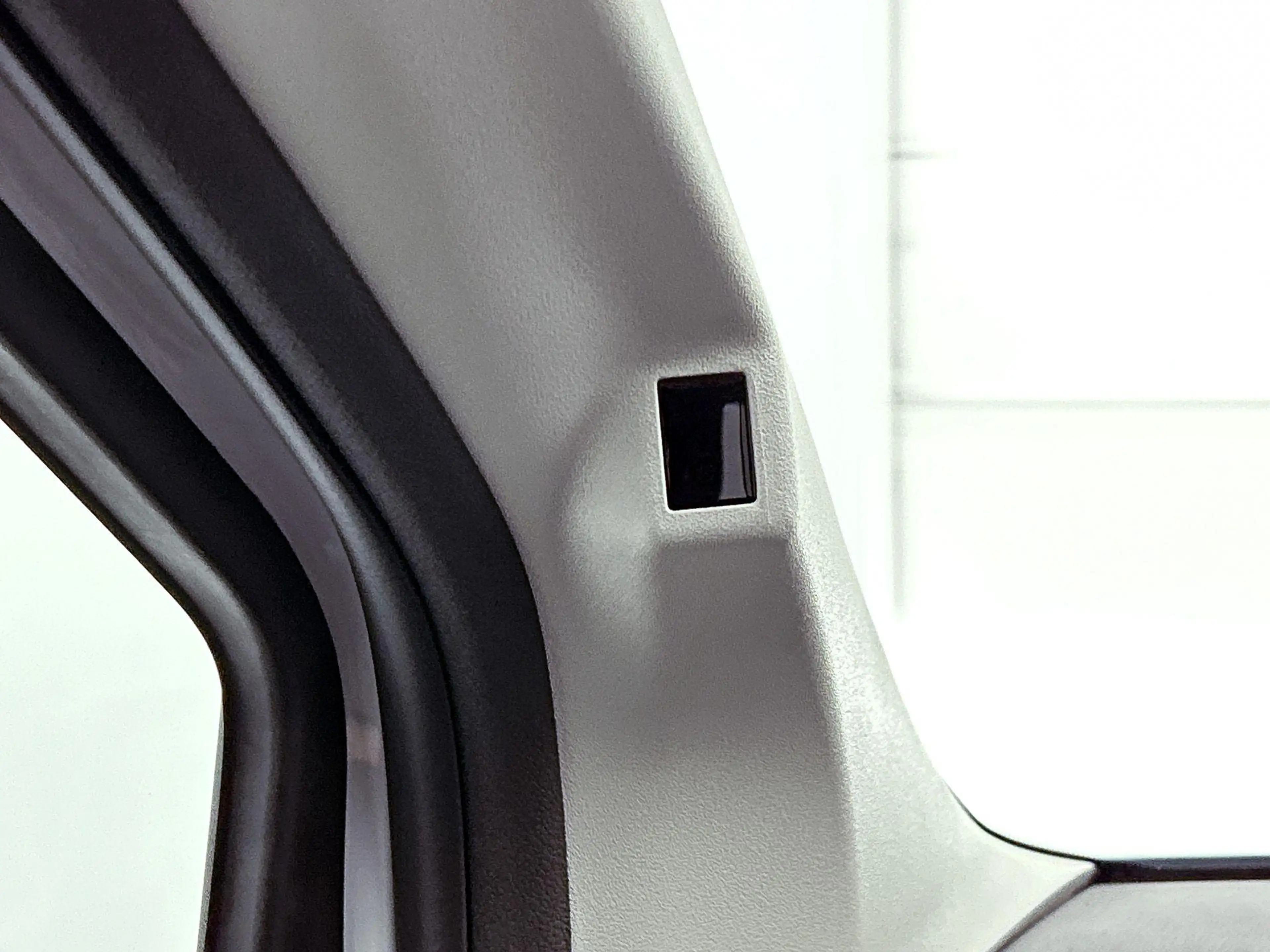 Opel Combo-e Electric 136 L2 50kWh DEMO SALE | beschikbaar vana — photo 9