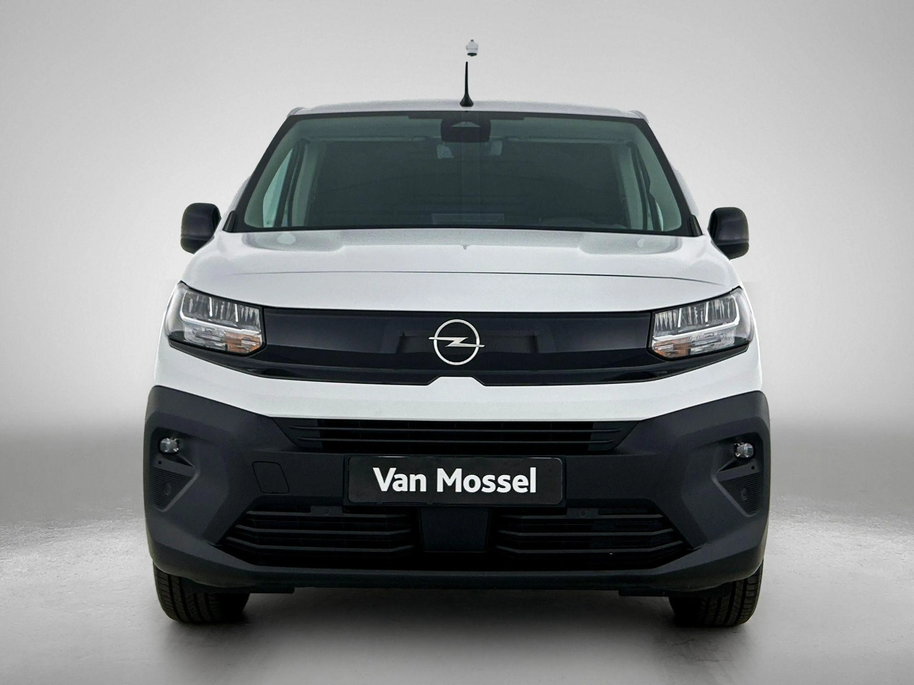 Opel Combo-e Electric 136 L2 50kWh DEMO SALE | beschikbaar vana — photo 5