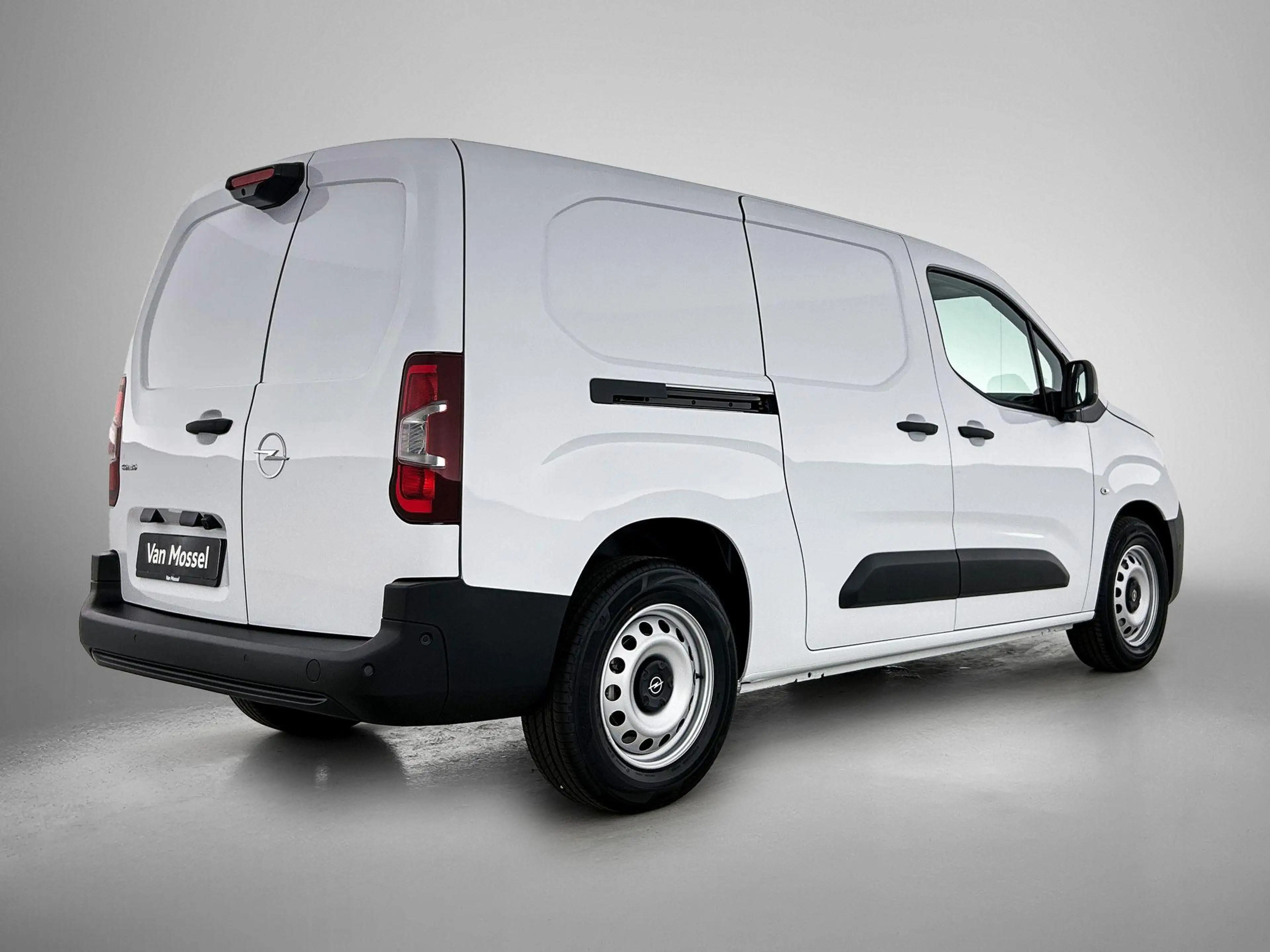 Opel Combo-e Electric 136 L2 50kWh DEMO SALE | beschikbaar vana — photo 4