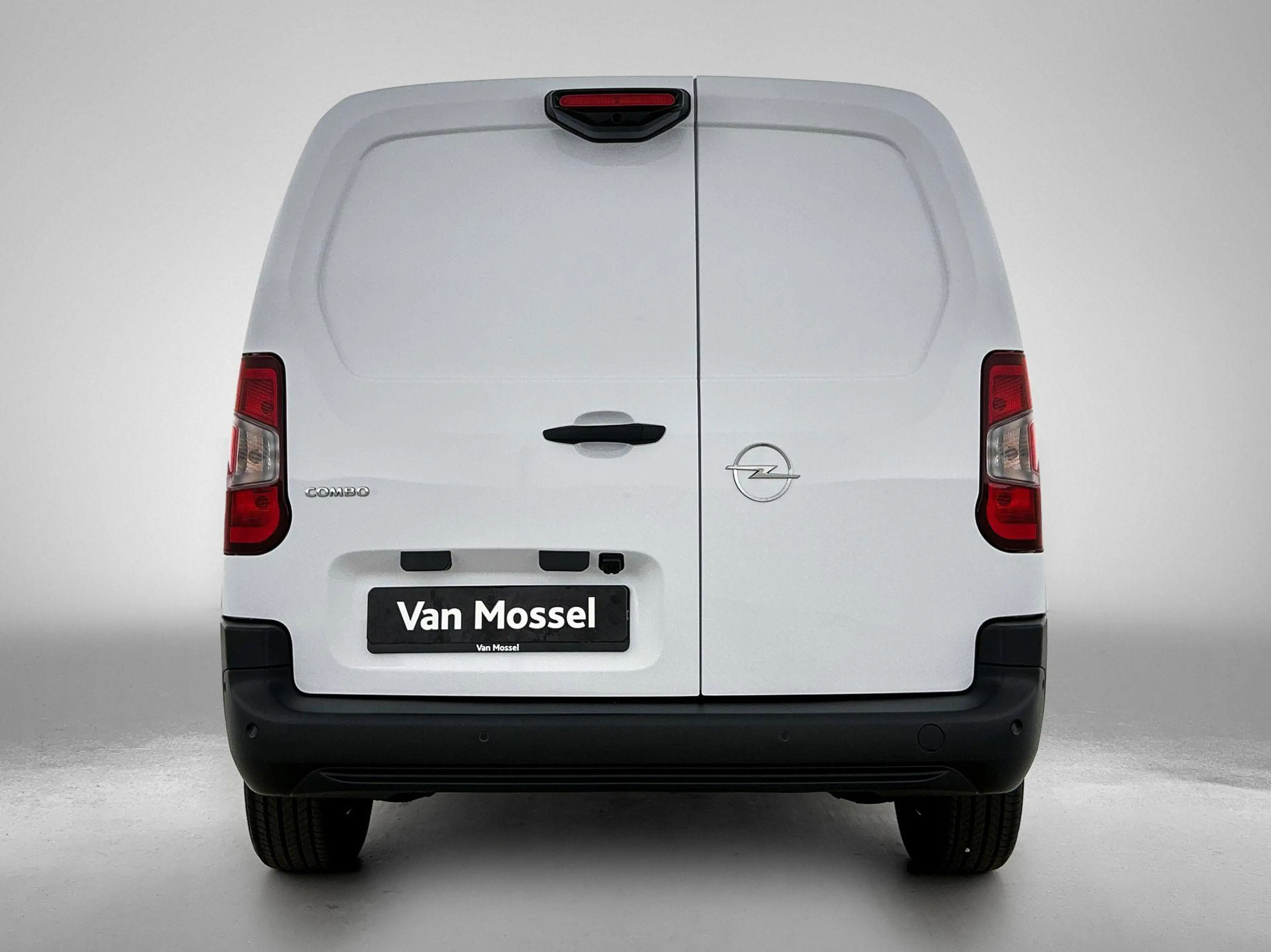 Opel Combo-e Electric 136 L2 50kWh DEMO SALE | beschikbaar vana — photo 3