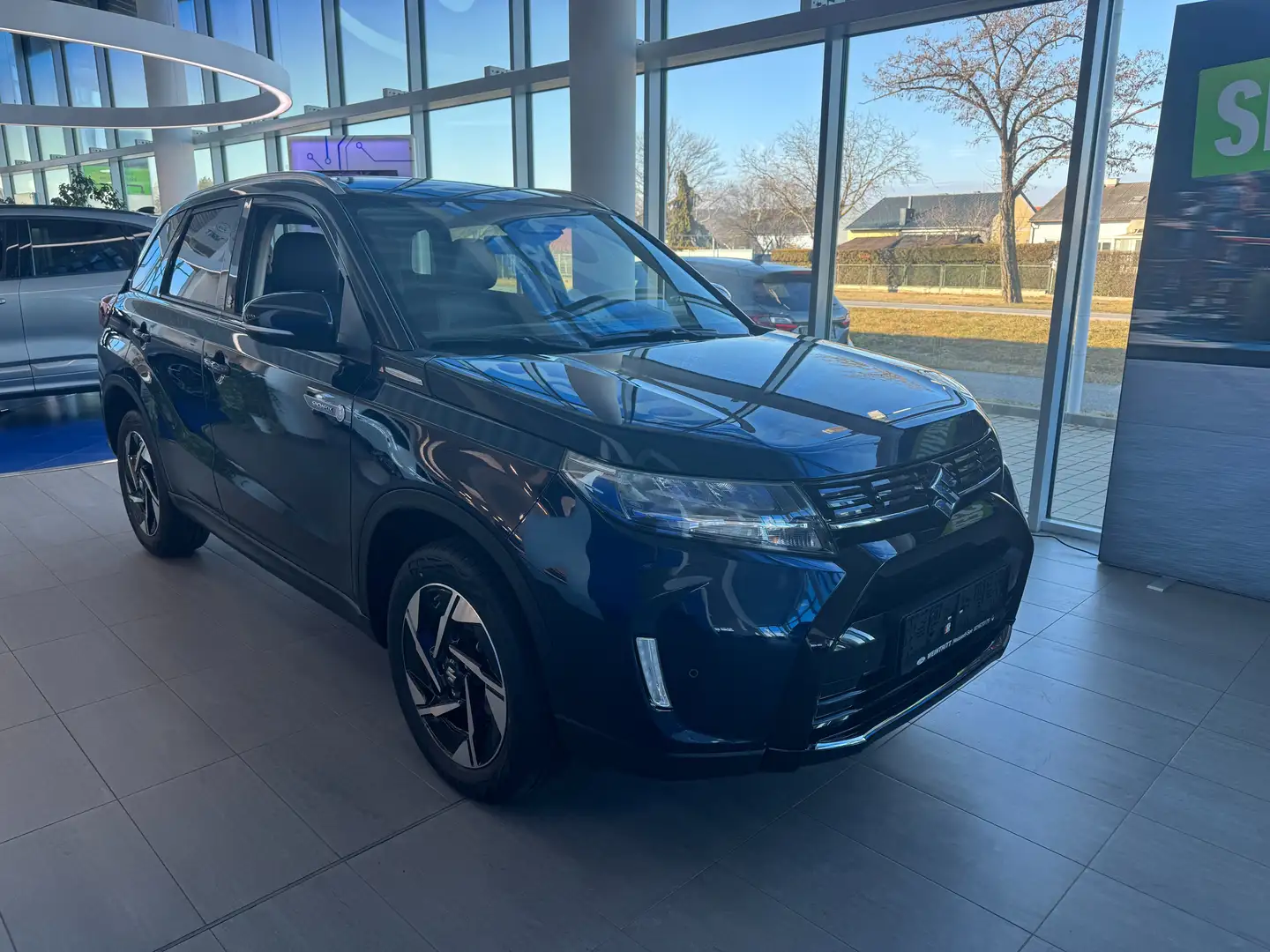 Suzuki Vitara 1.4 Hybrid Flash Blauw - 1