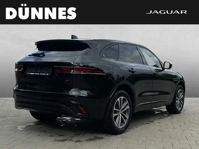 Jaguar F-Pace view 6