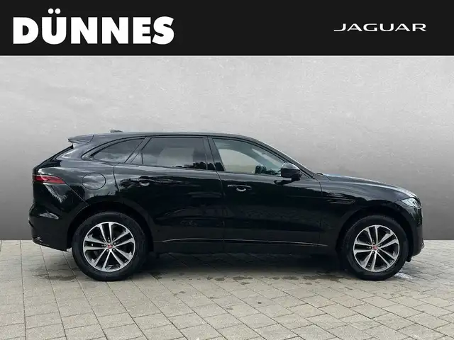 Jaguar F-Pace view 7