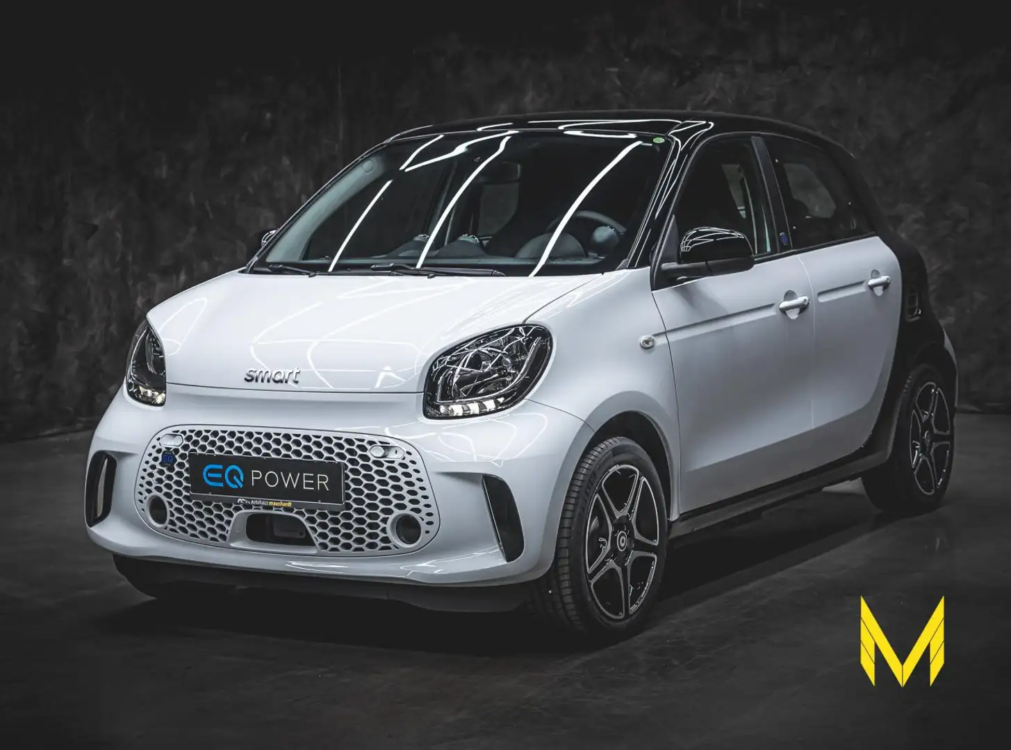 smart forFour EQ pulse PREMIUM/PLUS/MEDIAPACK/PANORAMA Weiß - 1