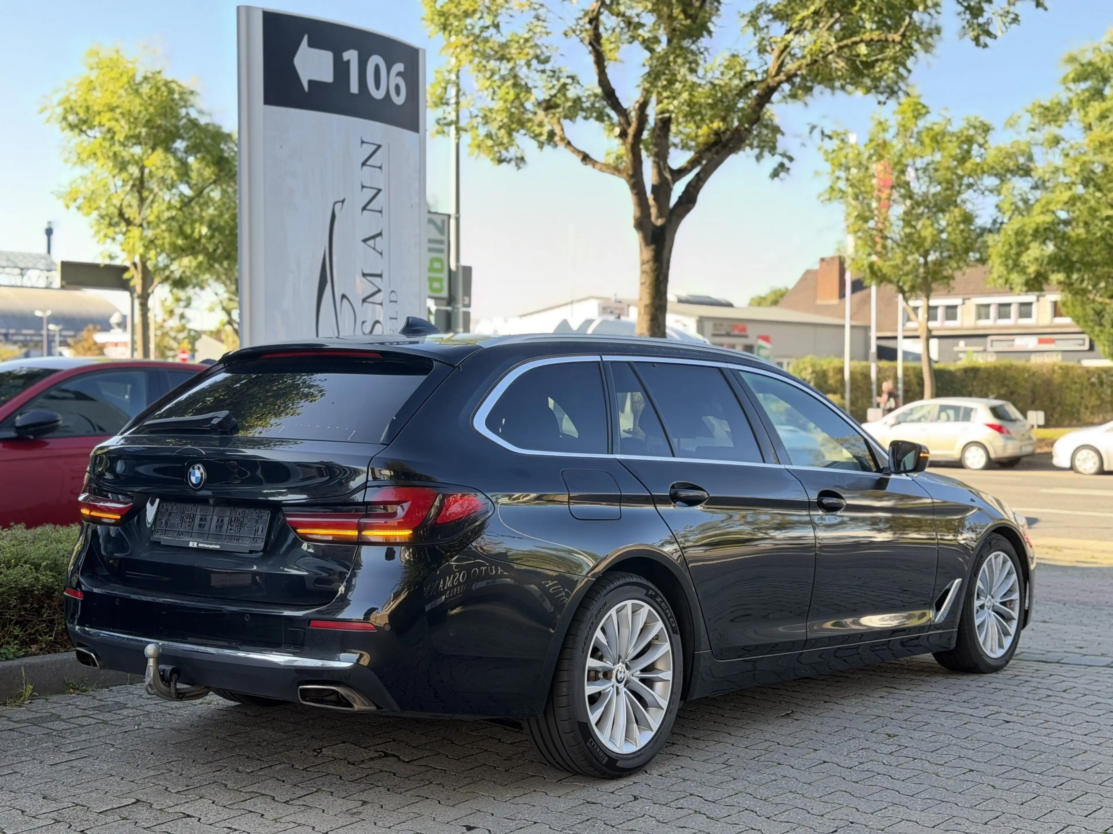 BMW 530 d Touring Aut. Luxury Line M-Paket TOTW. — photo 4