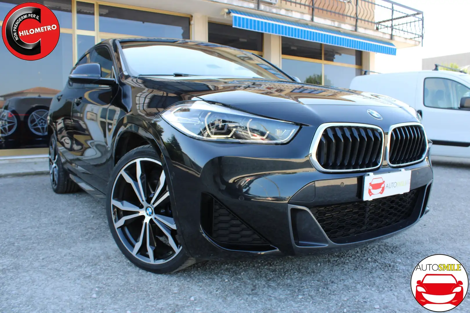 BMW X2 sdrive18d Msport X auto M SPORT Schwarz - 1