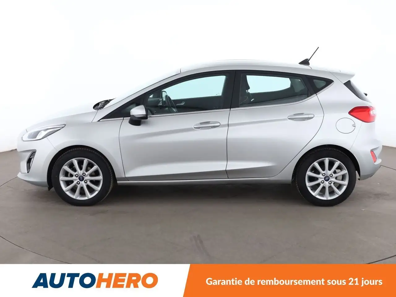 Ford Fiesta 5 portes — photo 3