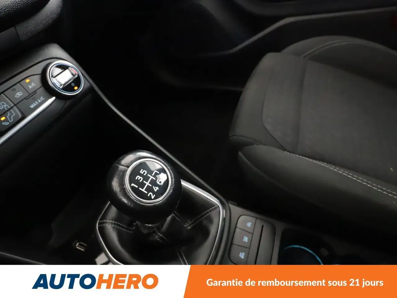 Ford Fiesta 5 portes — photo 25