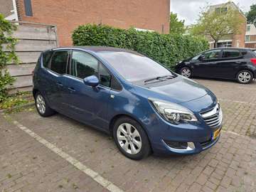 1.4 Turbo Luxe Blitz uitvoering