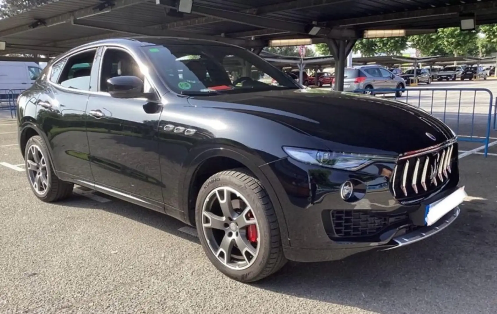 Maserati Levante Diesel GranSport Aut. Negro - 2