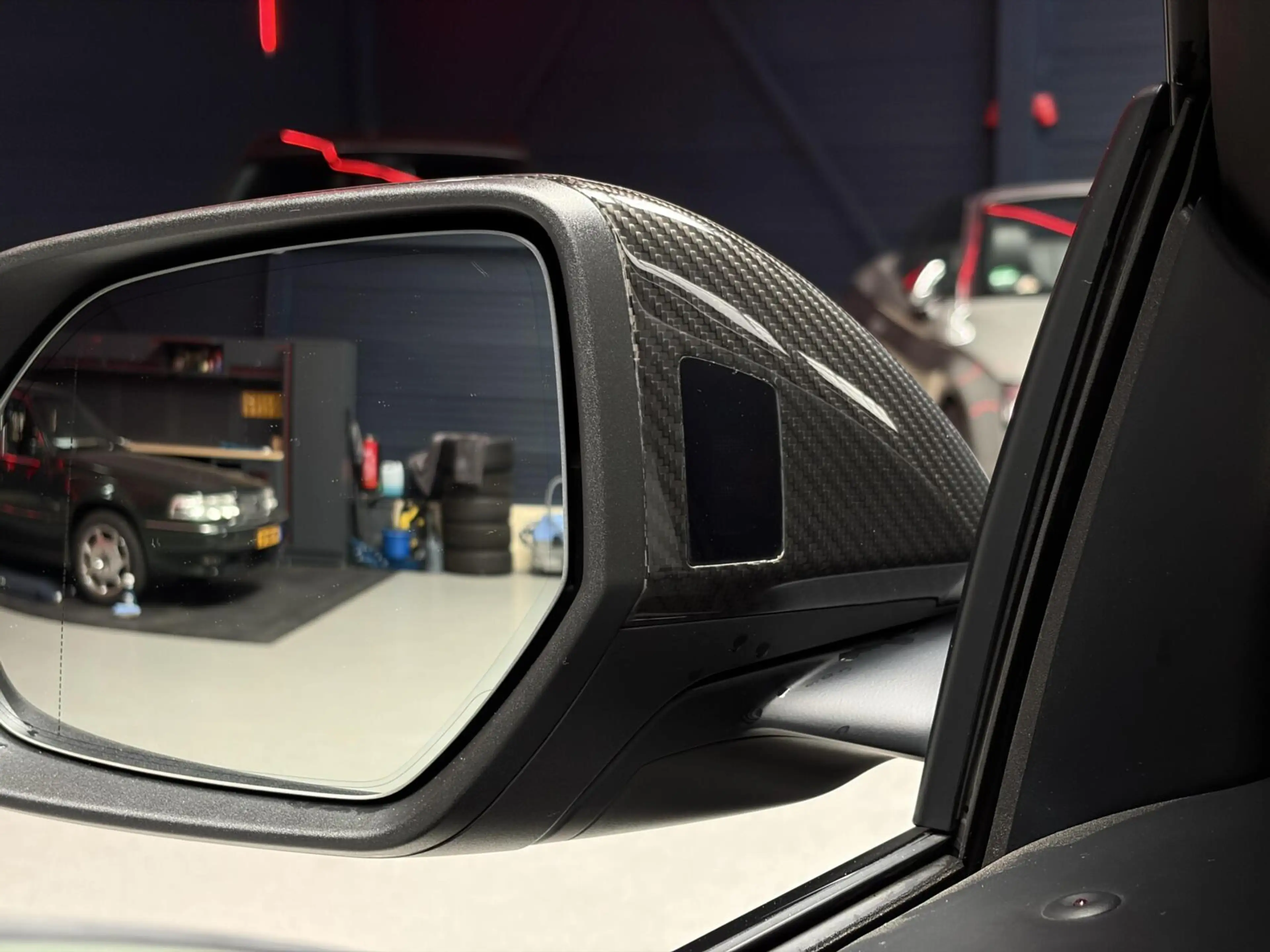 Audi RS Q8 4.0 TFSI Quattro |PANO|TREKH.|RS-DYNAMIC|B&O-3D|HU — photo 36