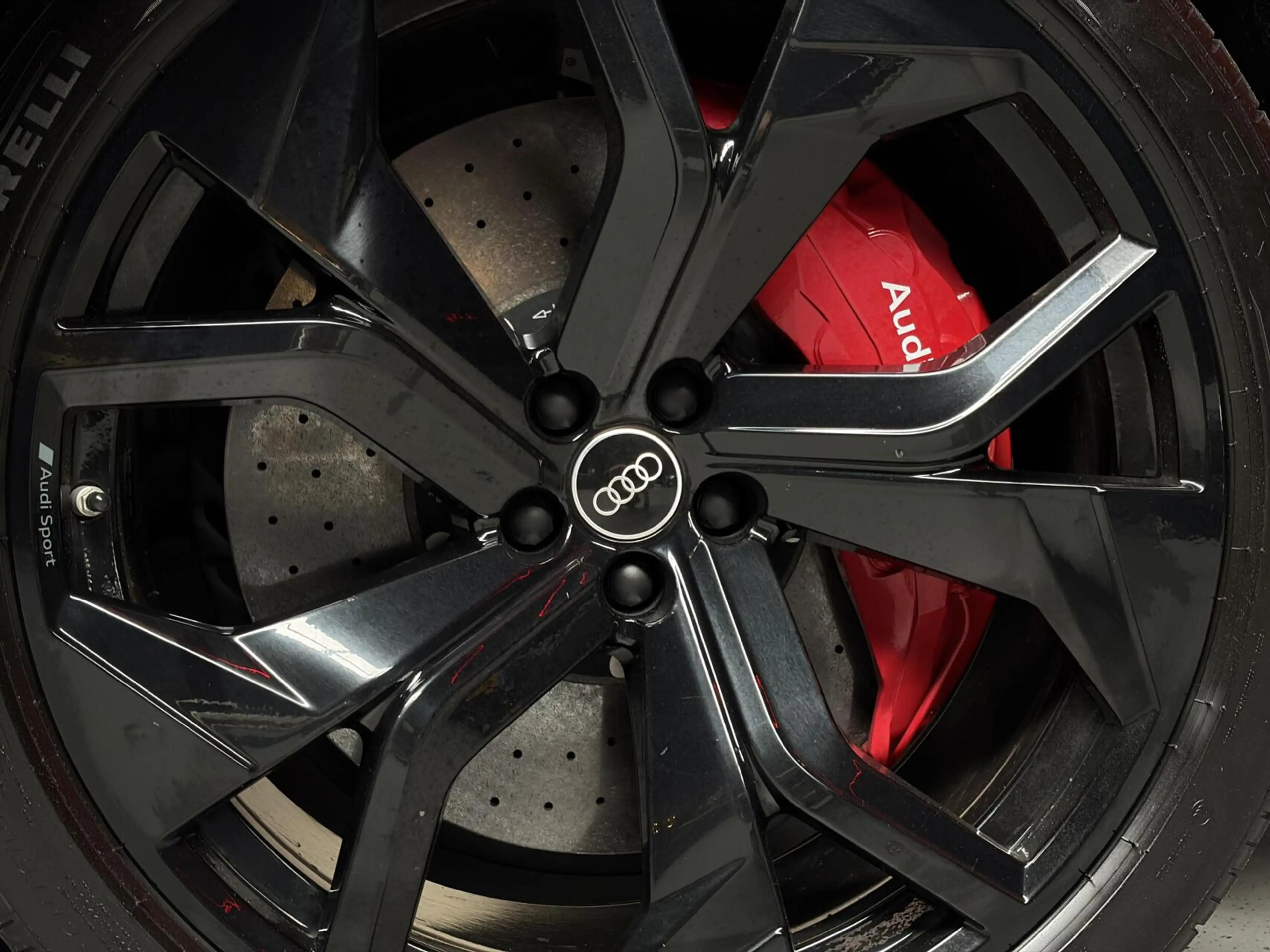Audi RS Q8 4.0 TFSI Quattro |PANO|TREKH.|RS-DYNAMIC|B&O-3D|HU — photo 26