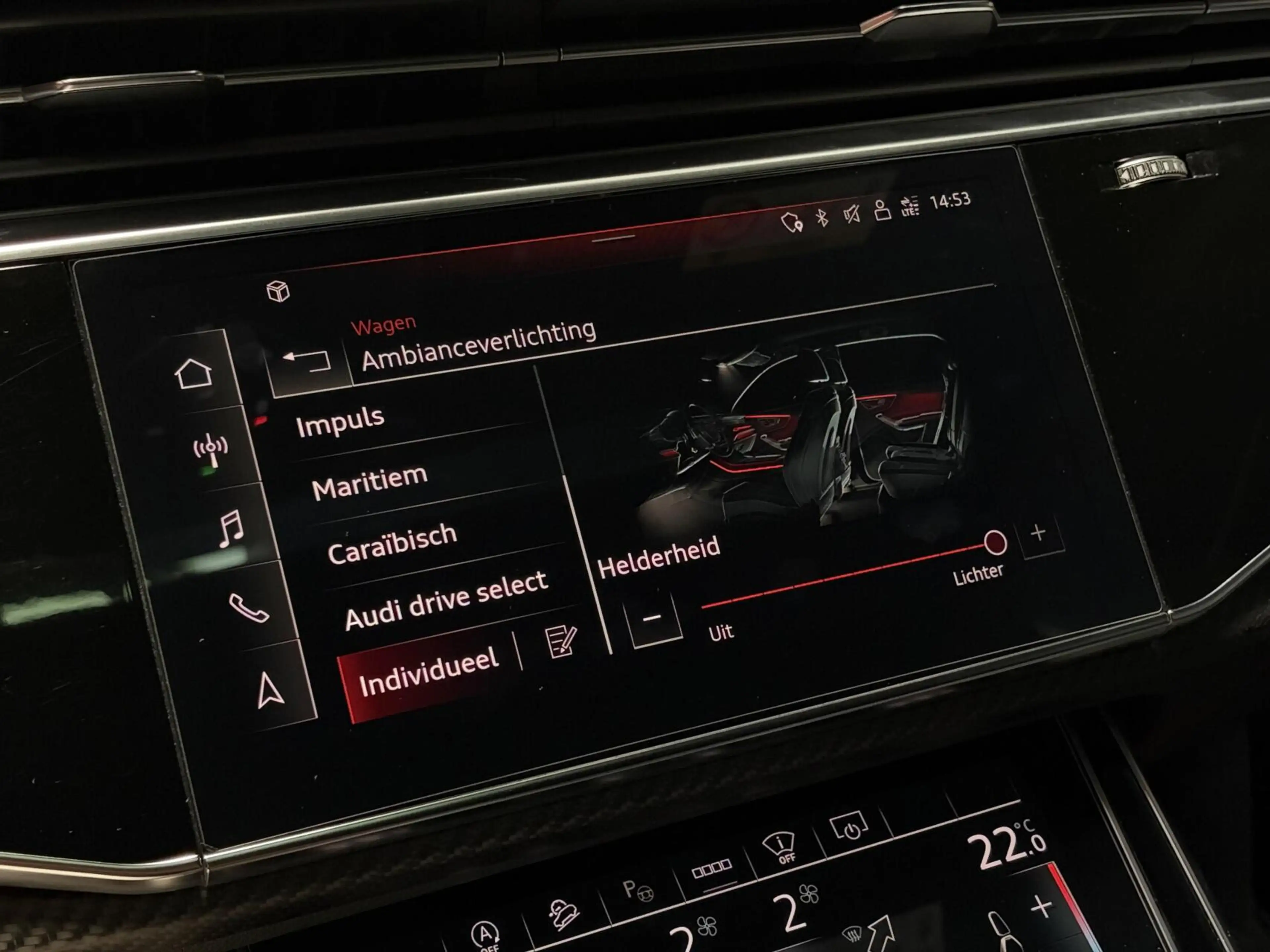 Audi RS Q8 4.0 TFSI Quattro |PANO|TREKH.|RS-DYNAMIC|B&O-3D|HU — photo 40