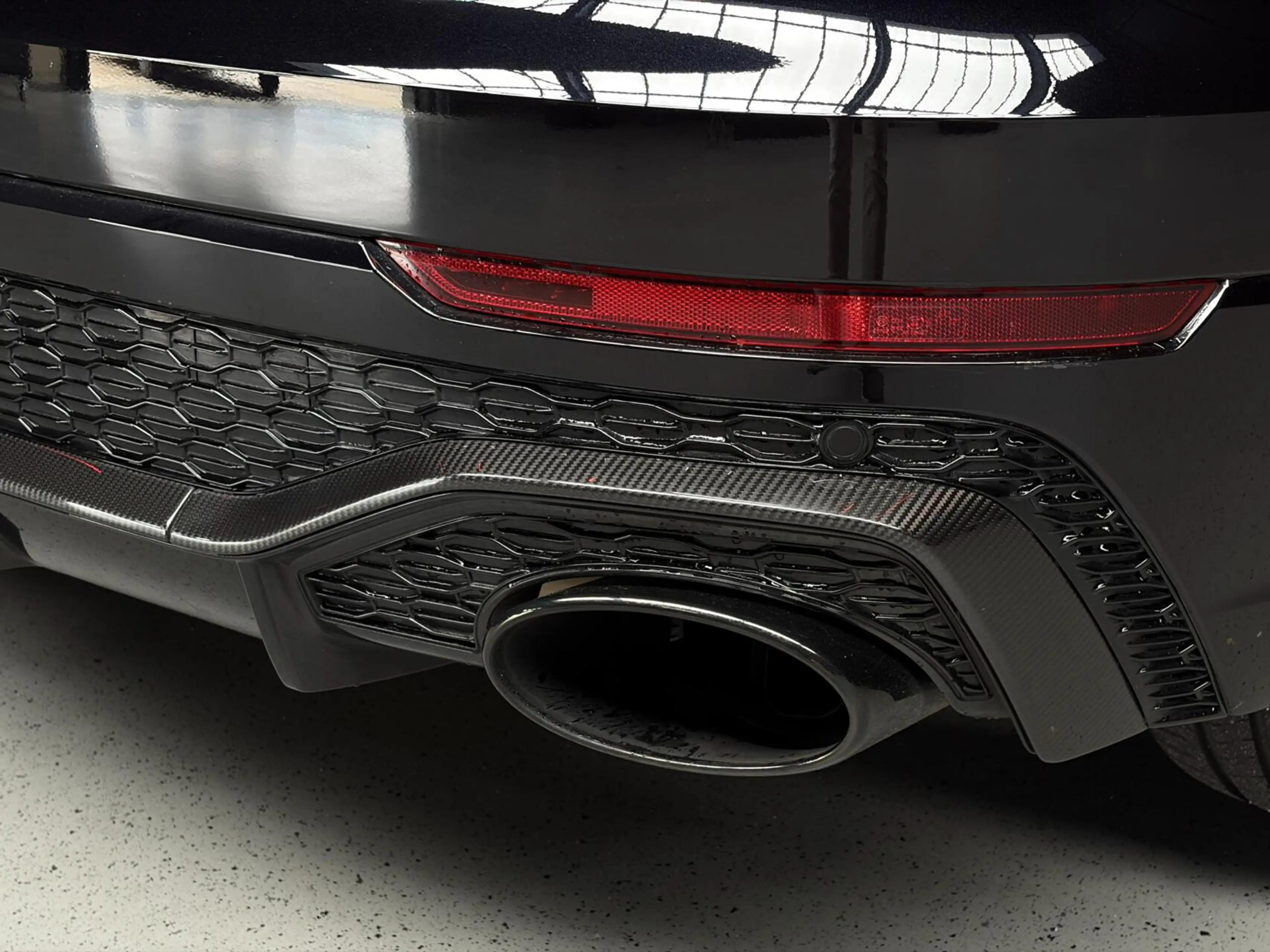 Audi RS Q8 4.0 TFSI Quattro |PANO|TREKH.|RS-DYNAMIC|B&O-3D|HU — photo 30