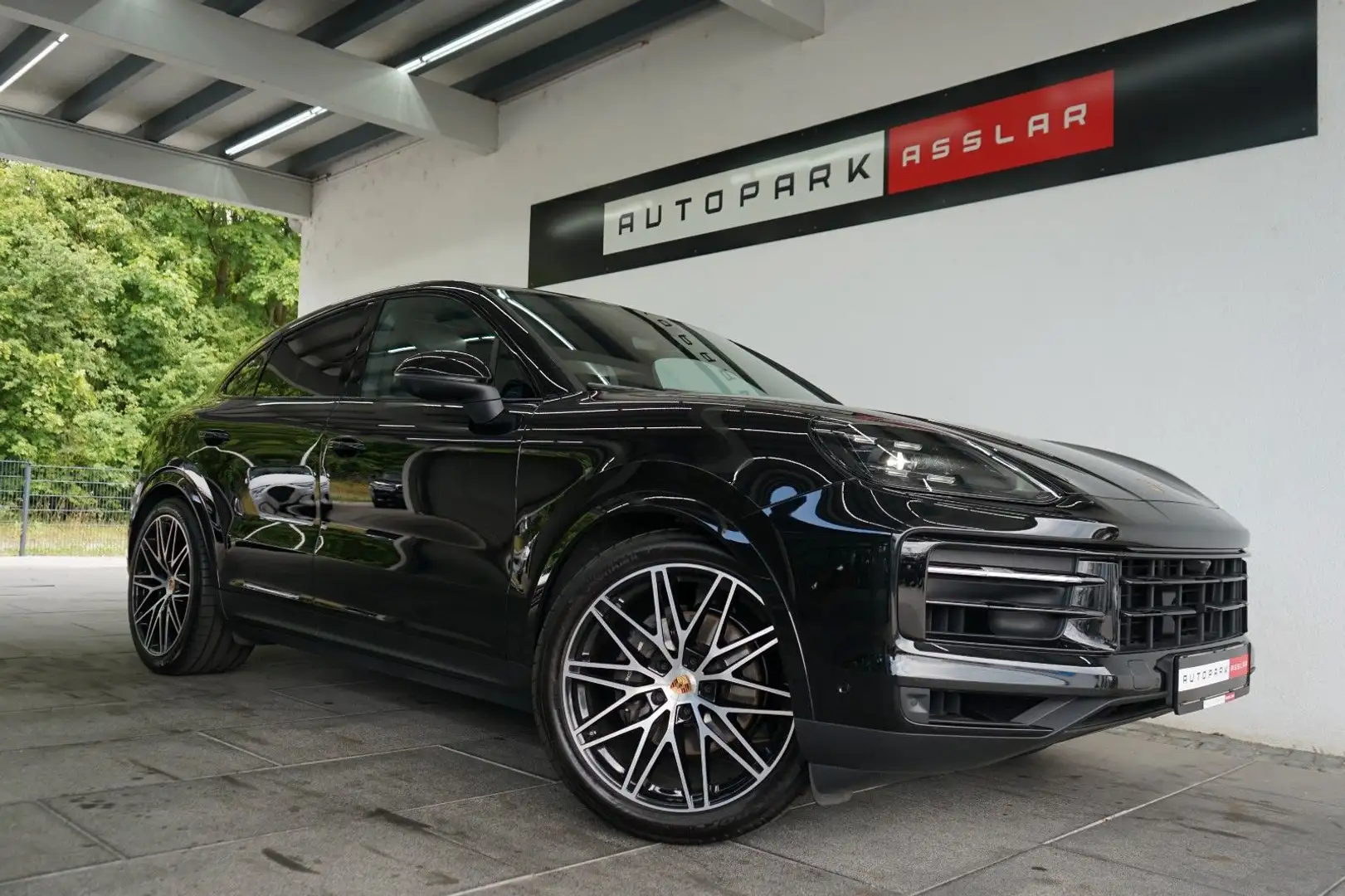 Porsche Cayenne Coupe 2025/P-DISPLAY/ACC/LUFT/22"RS/ Noir - 1
