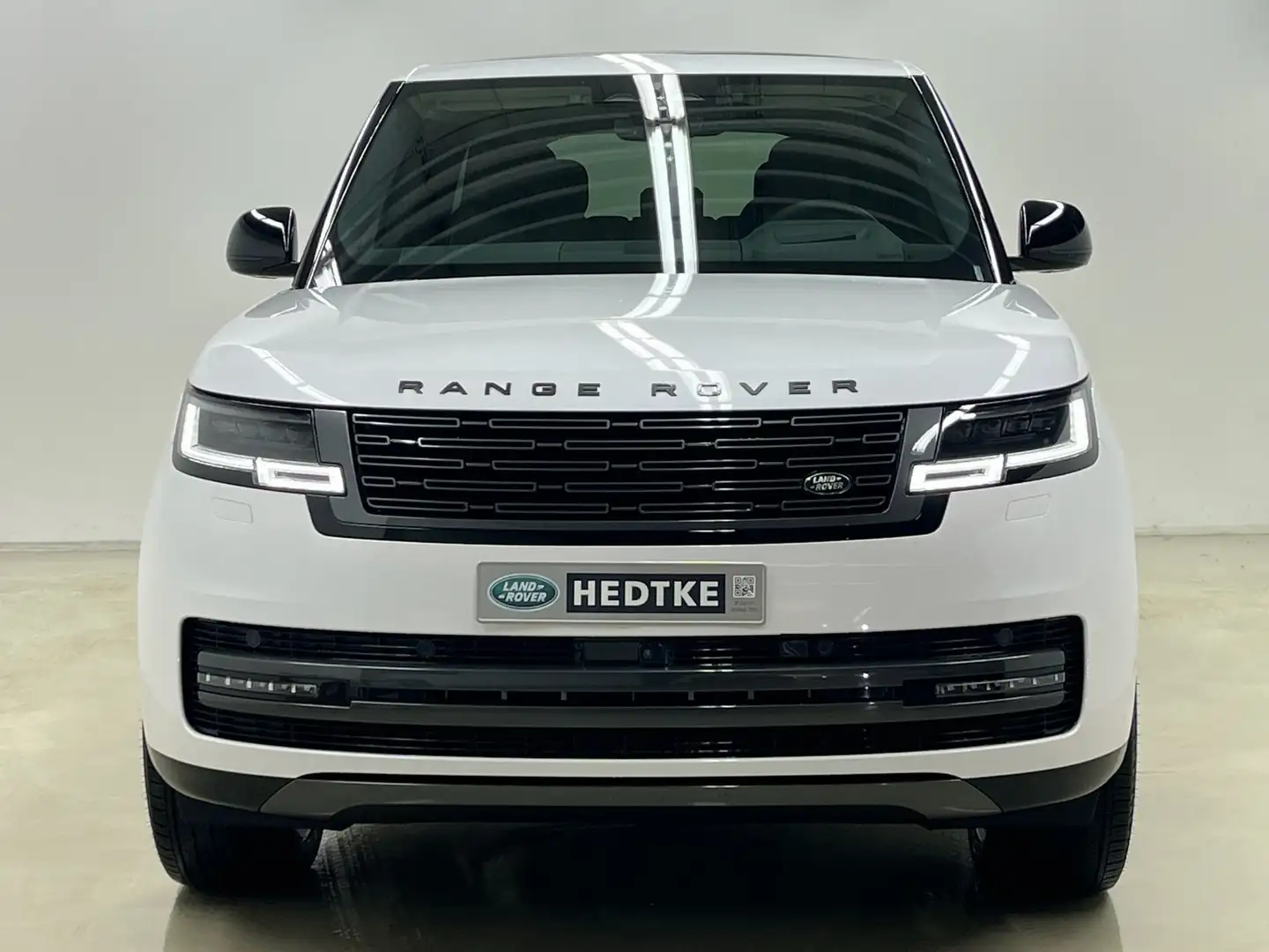 Land Rover Range Rover P550e HSE 22"+PANO+SV-BESPOKE+KÜHLFA Bílá - 2