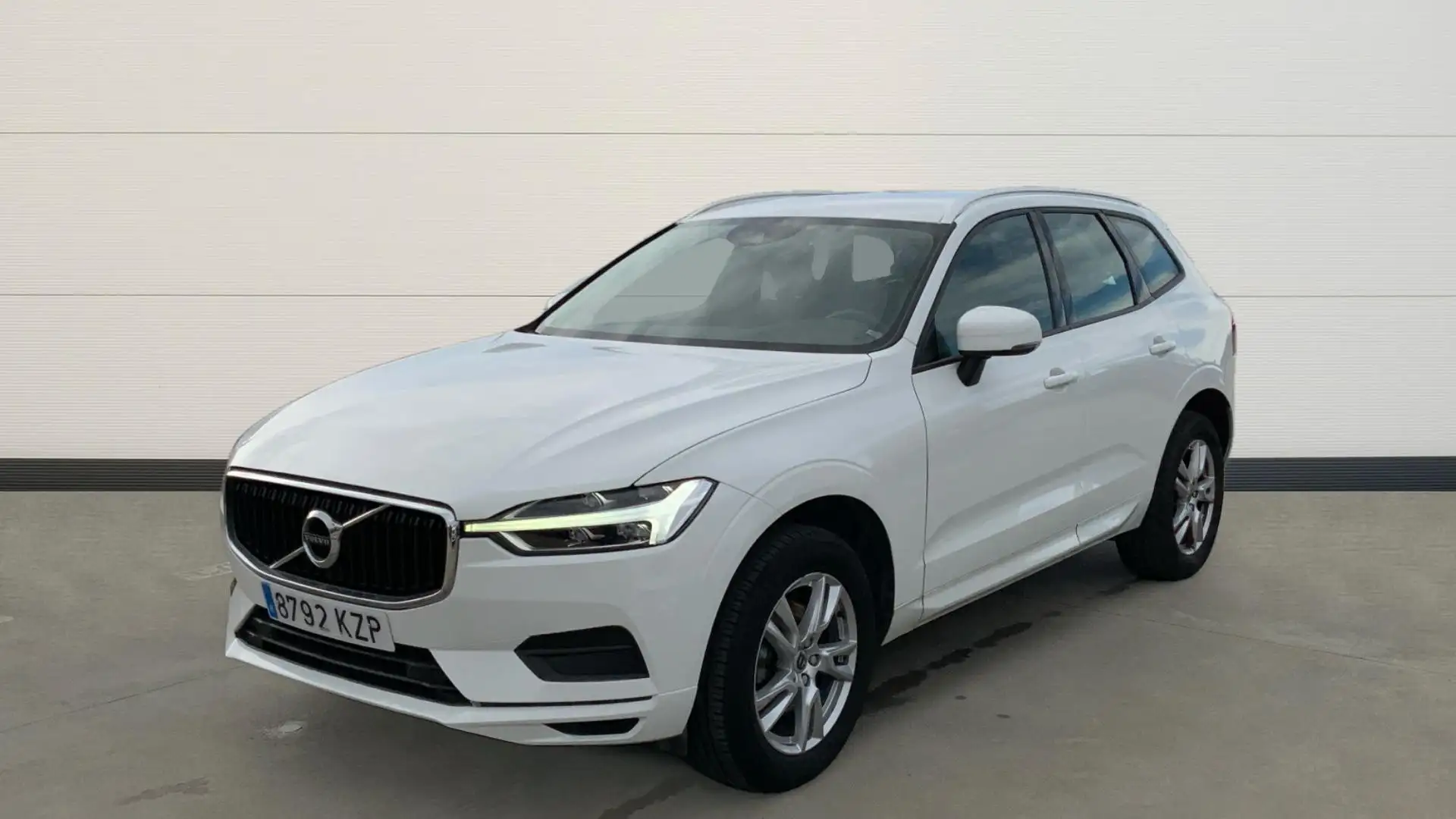 Volvo XC60 D4 Momentum Aut. - 2