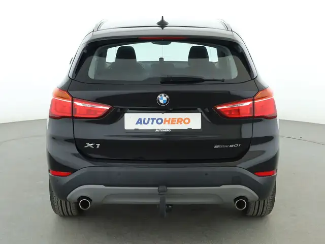 BMW X1 view 5