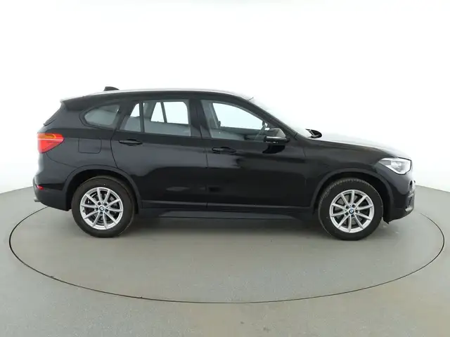 BMW X1 view 7