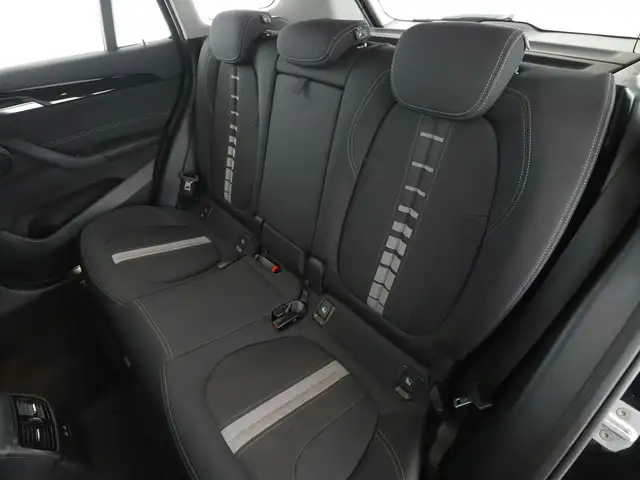 BMW X1 view 14