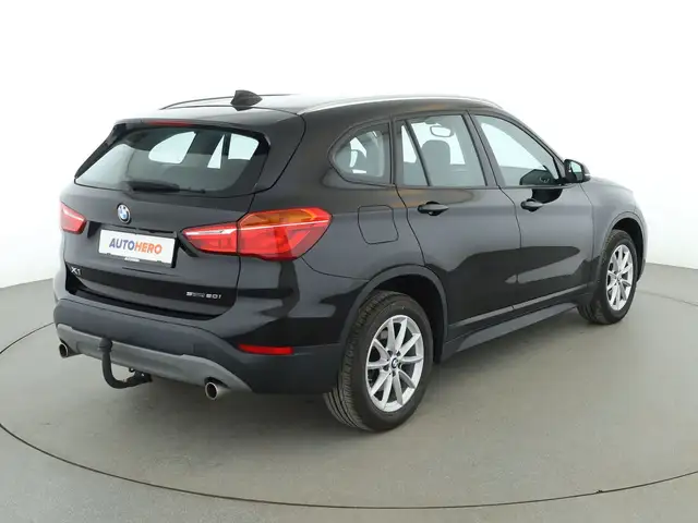 BMW X1 view 6